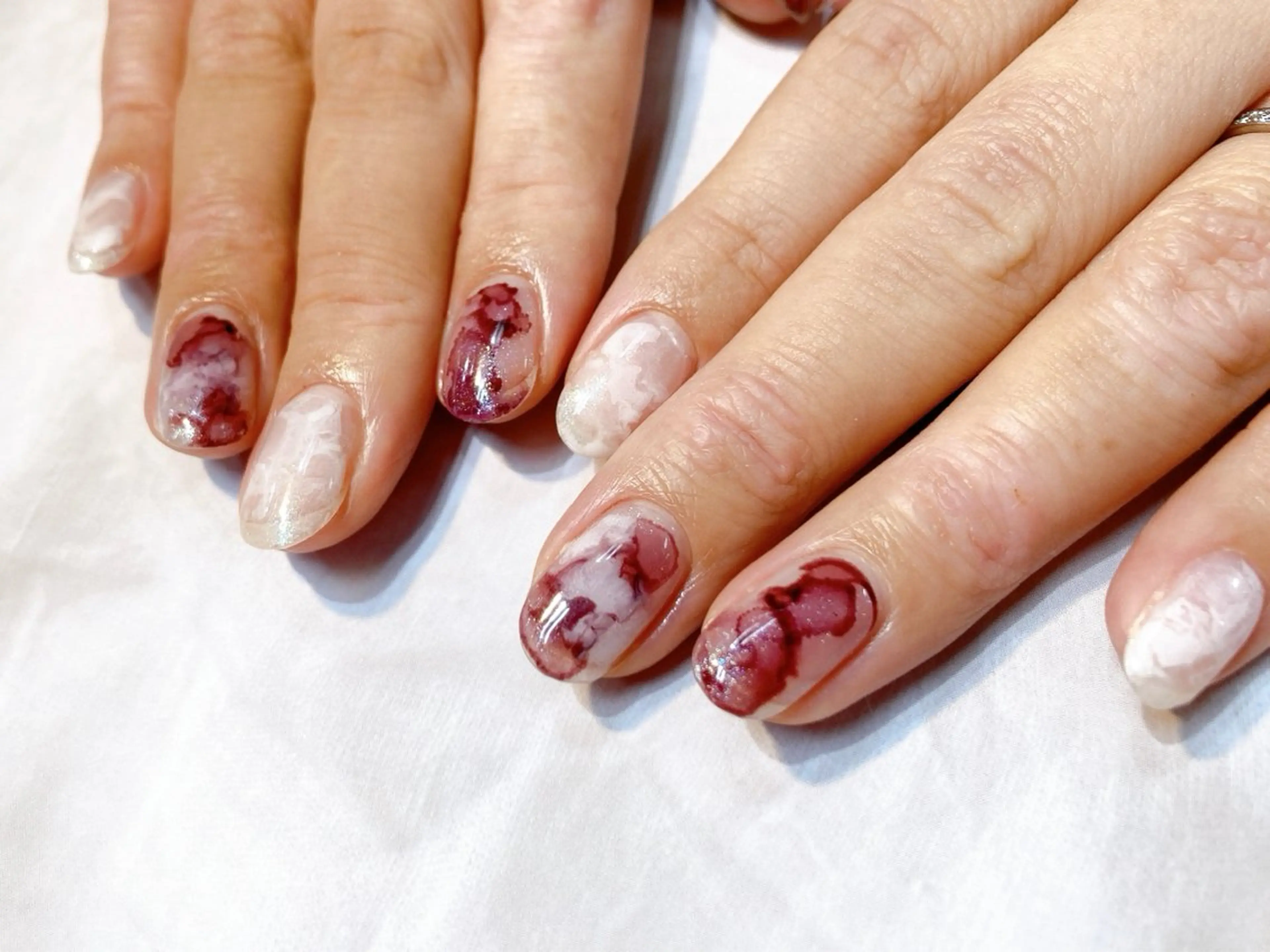 ネイル アートネイル キラキラネイル ニュアンスネイル iroam所属・Keiko🧸 大人可愛いネイルのネイルデザイン