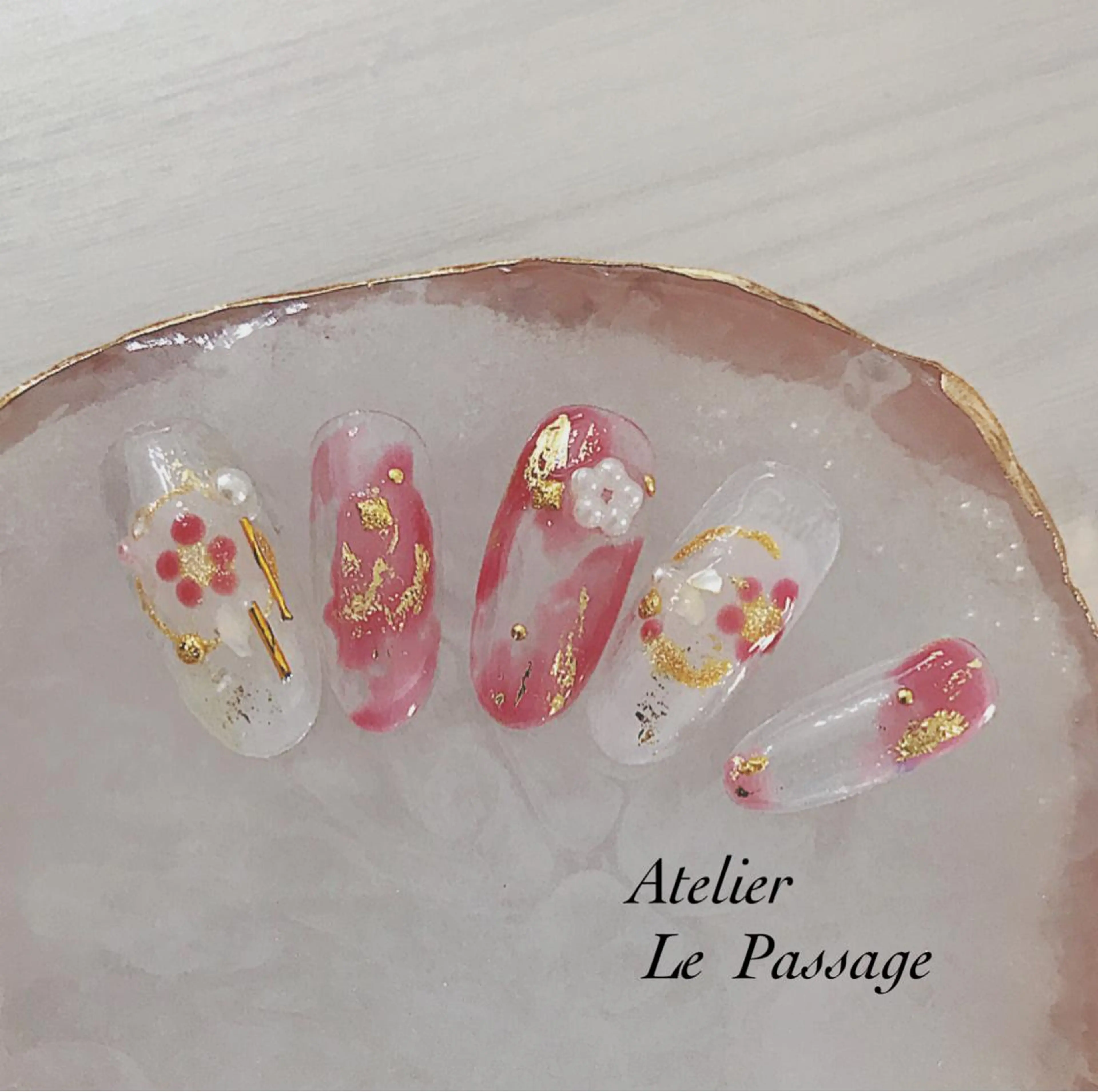 ネイル ジェルネイル ニュアンスネイル パラジェル 冬ネイル Atelier Le Passage所属・h nakatsukaのネイルデザイン