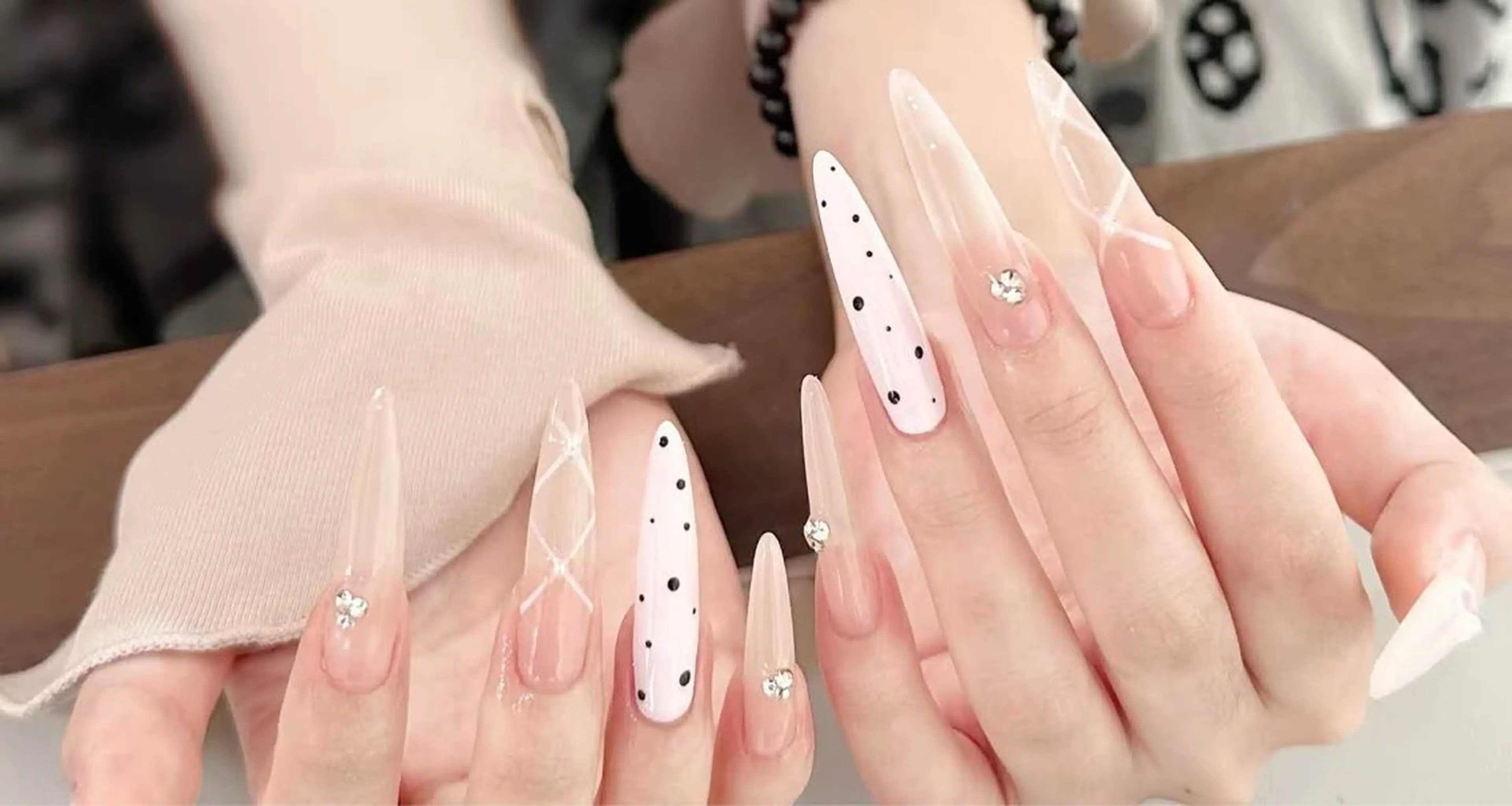 ネイル 小島 千尋のネイルデザイン