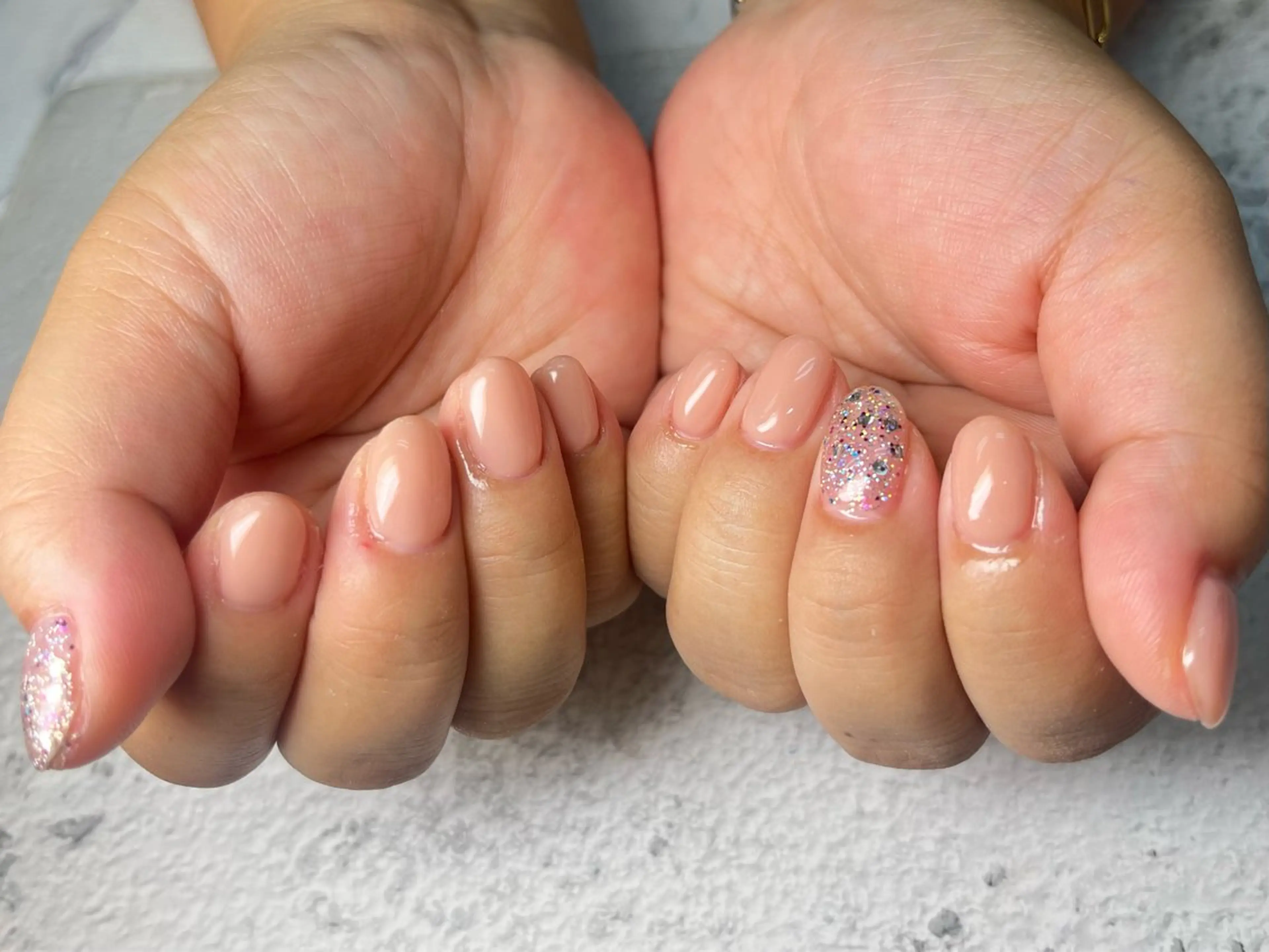 ネイル シンプルネイル ハンドネイル Queen nail 北堀江 ASUKAのネイルデザイン