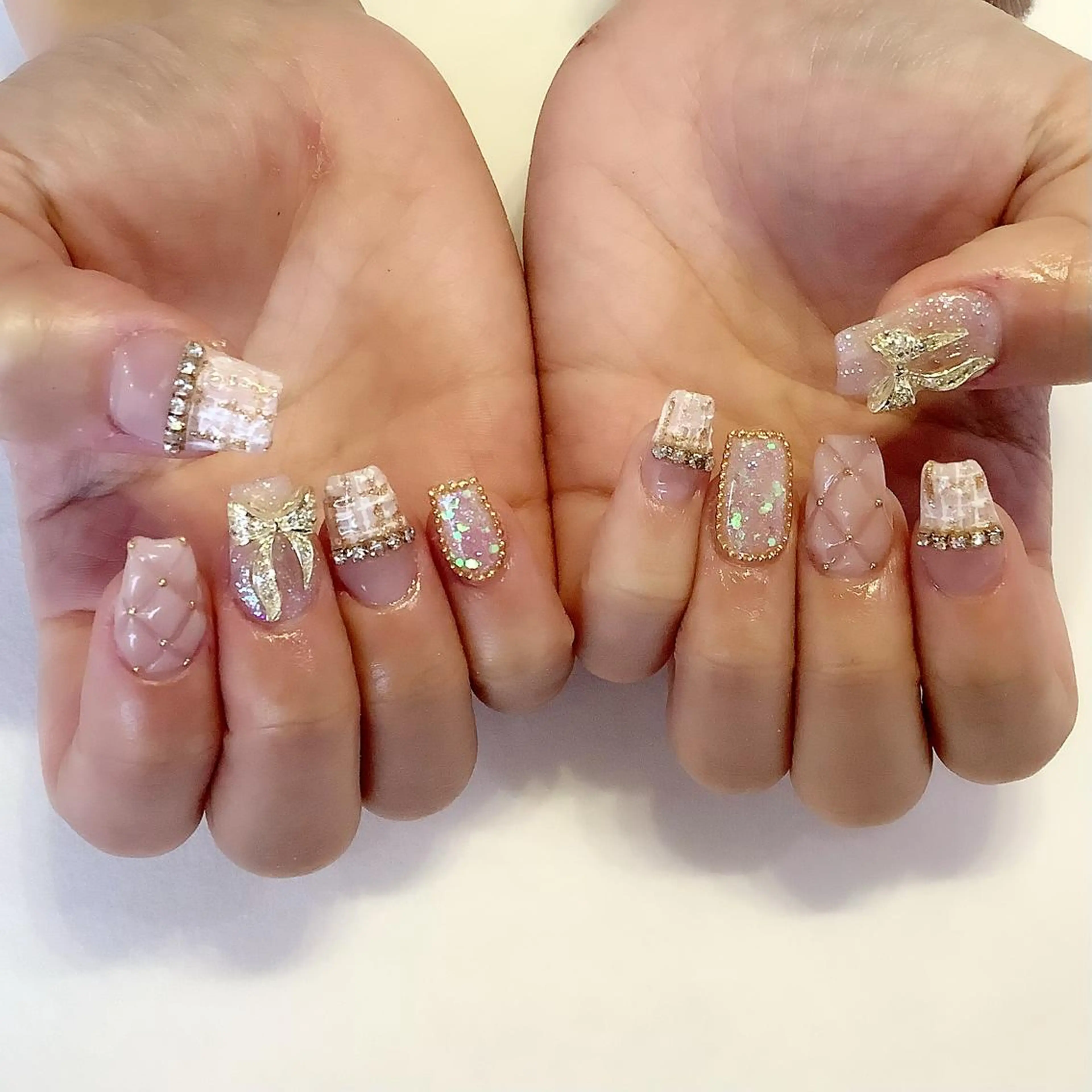 ネイル ハンドネイル 💎🐰 saki. m 🐰💎のネイルデザイン