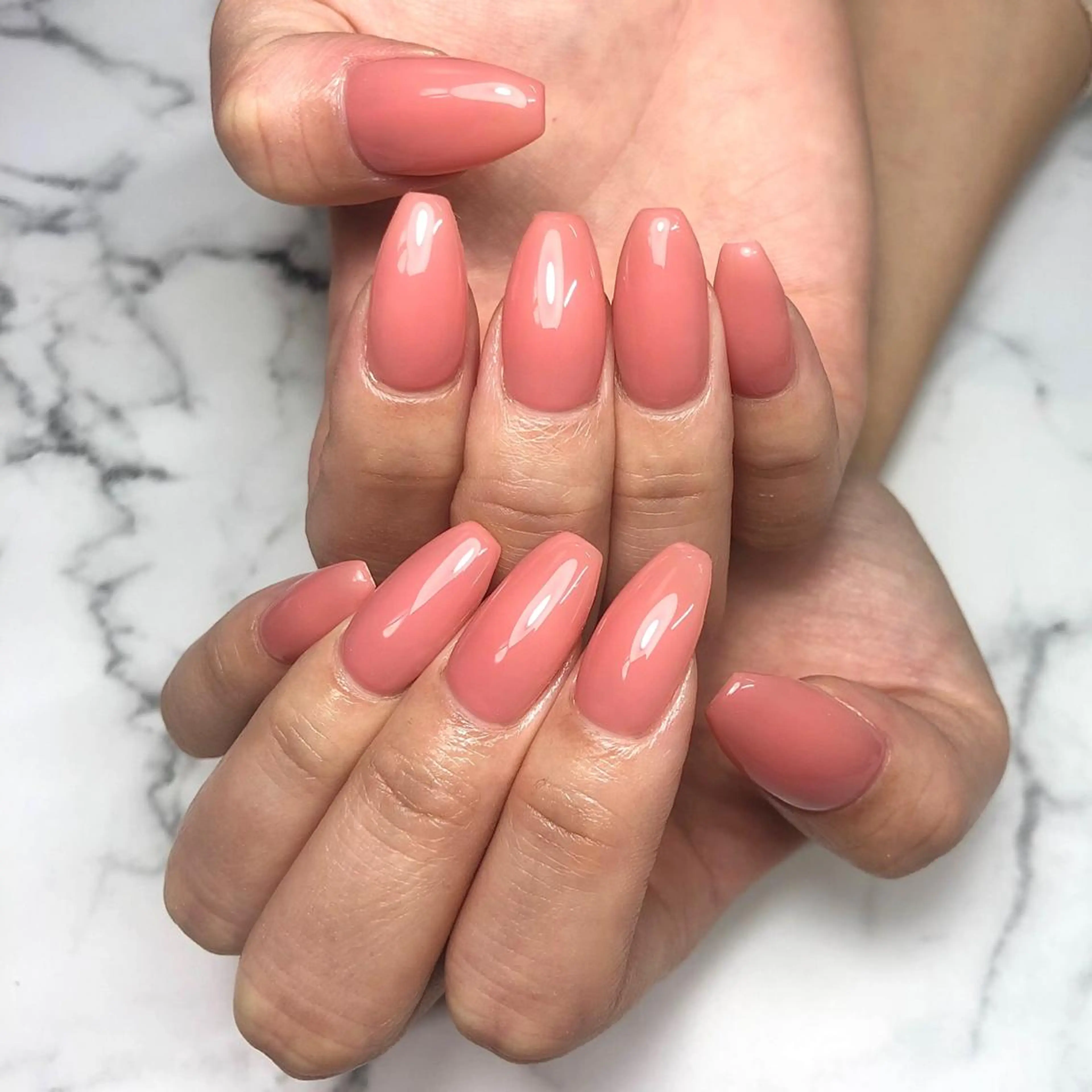 ネイル 持ち込み オフィスネイル ワンカラーネイル ピンク シンプルネイル ハンドネイル NAIL NOWのネイルデザイン