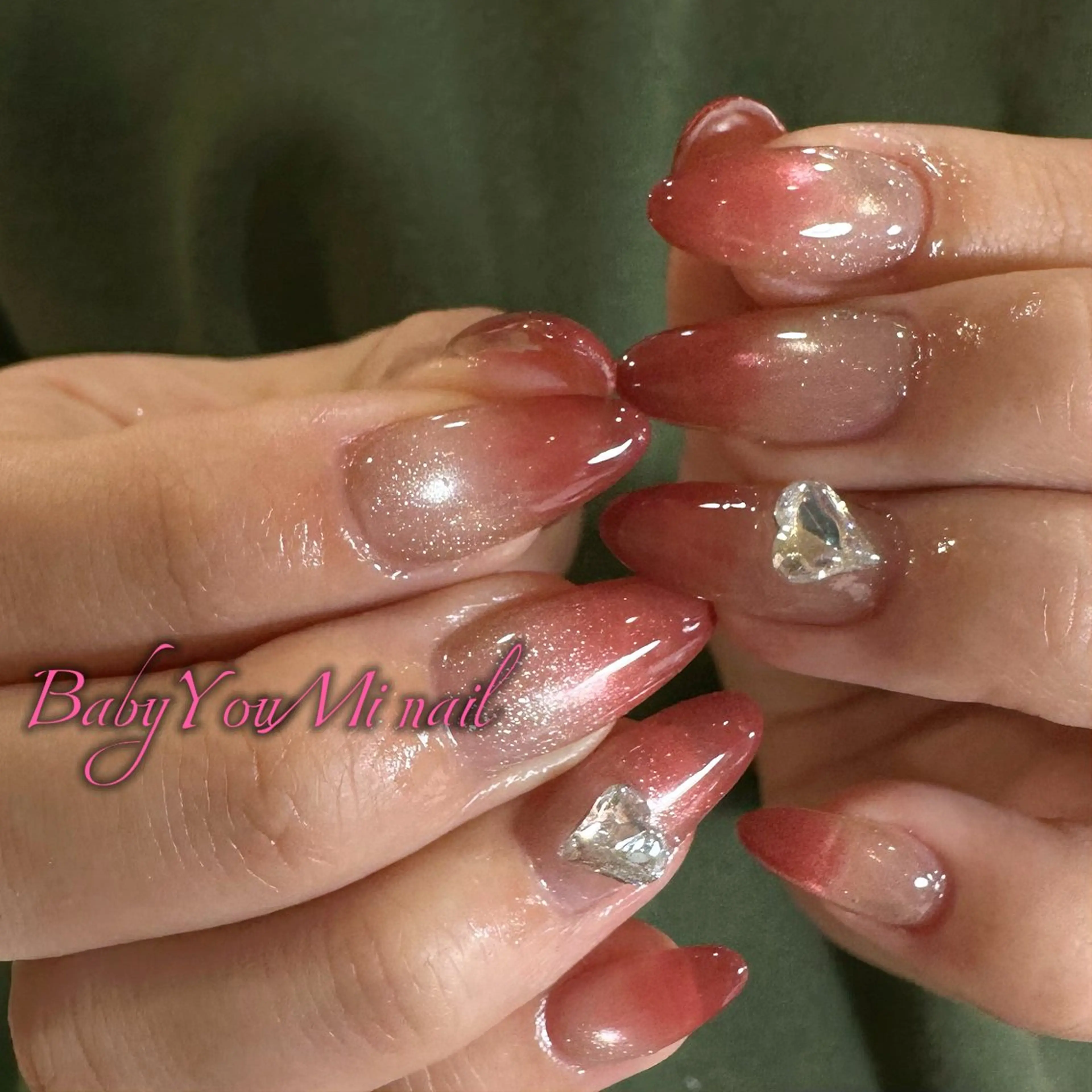 ネイル オーロラネイル 成人式 フットネイル フレンチネイル ジェルネイル ハンドネイル Oomiya 服部のネイルデザイン