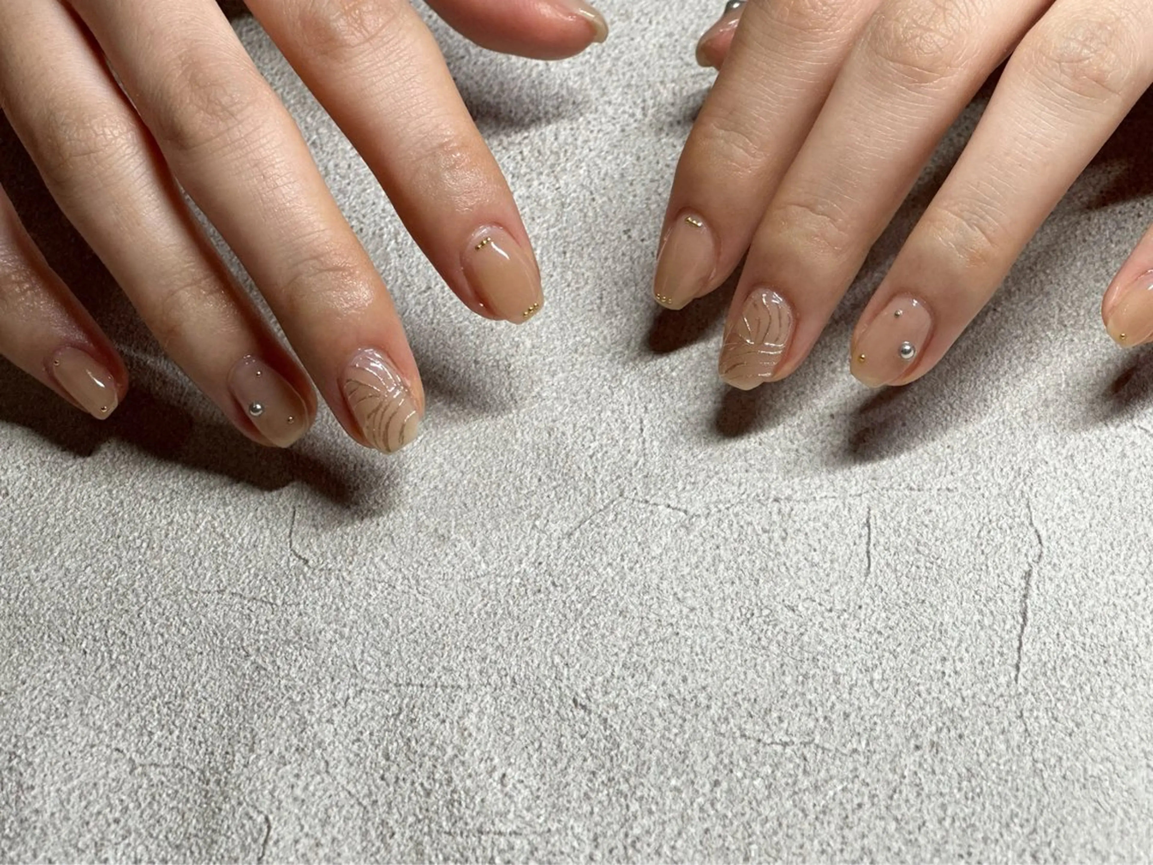 ネイル ジェルネイル ストーンネイル Hair＆Esthe＆Nail　Garden所属・Garden Takeuchiのネイルデザイン