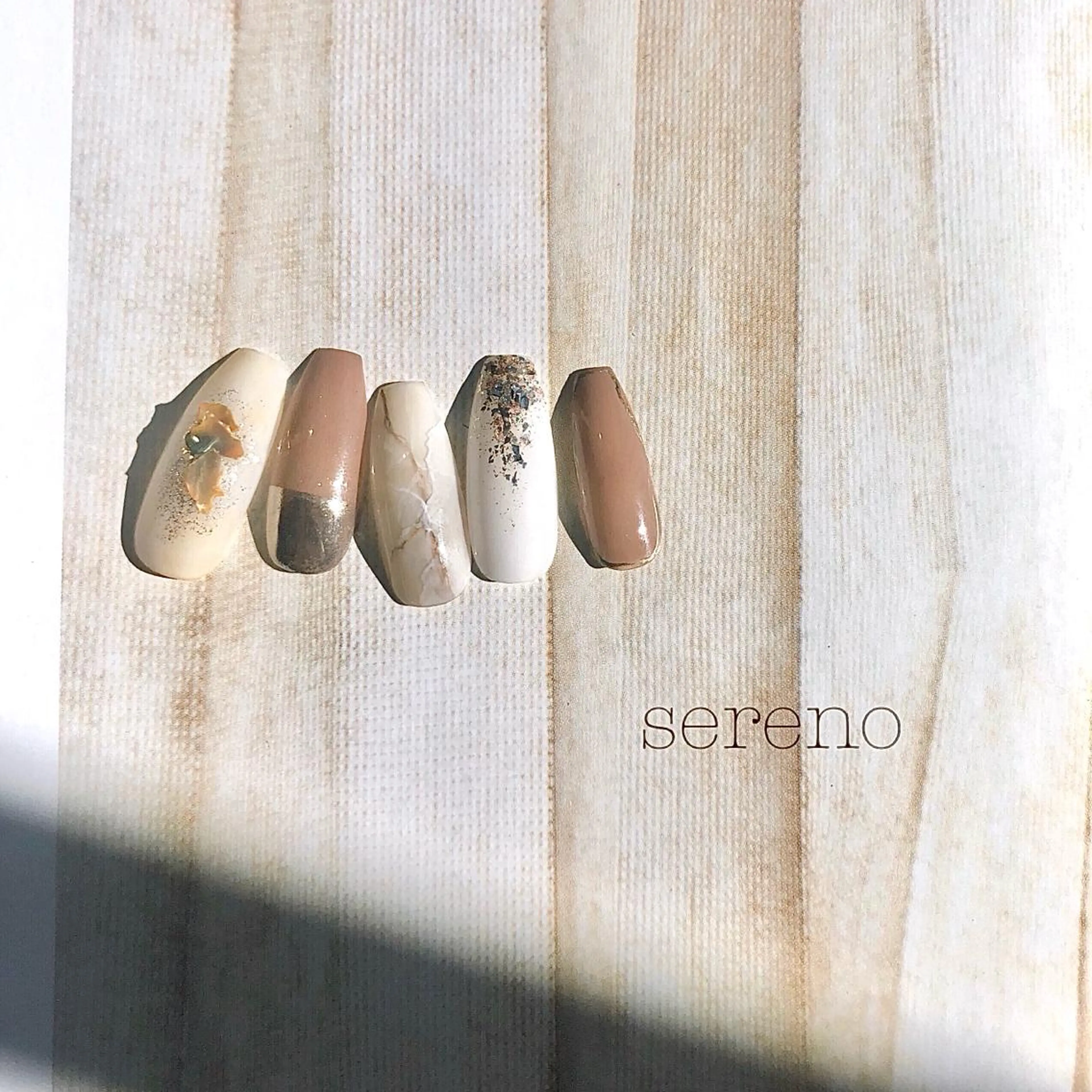 ネイル 【骨格診断📝 最強似合わせ眉✨】のエステ・リラクイメージ