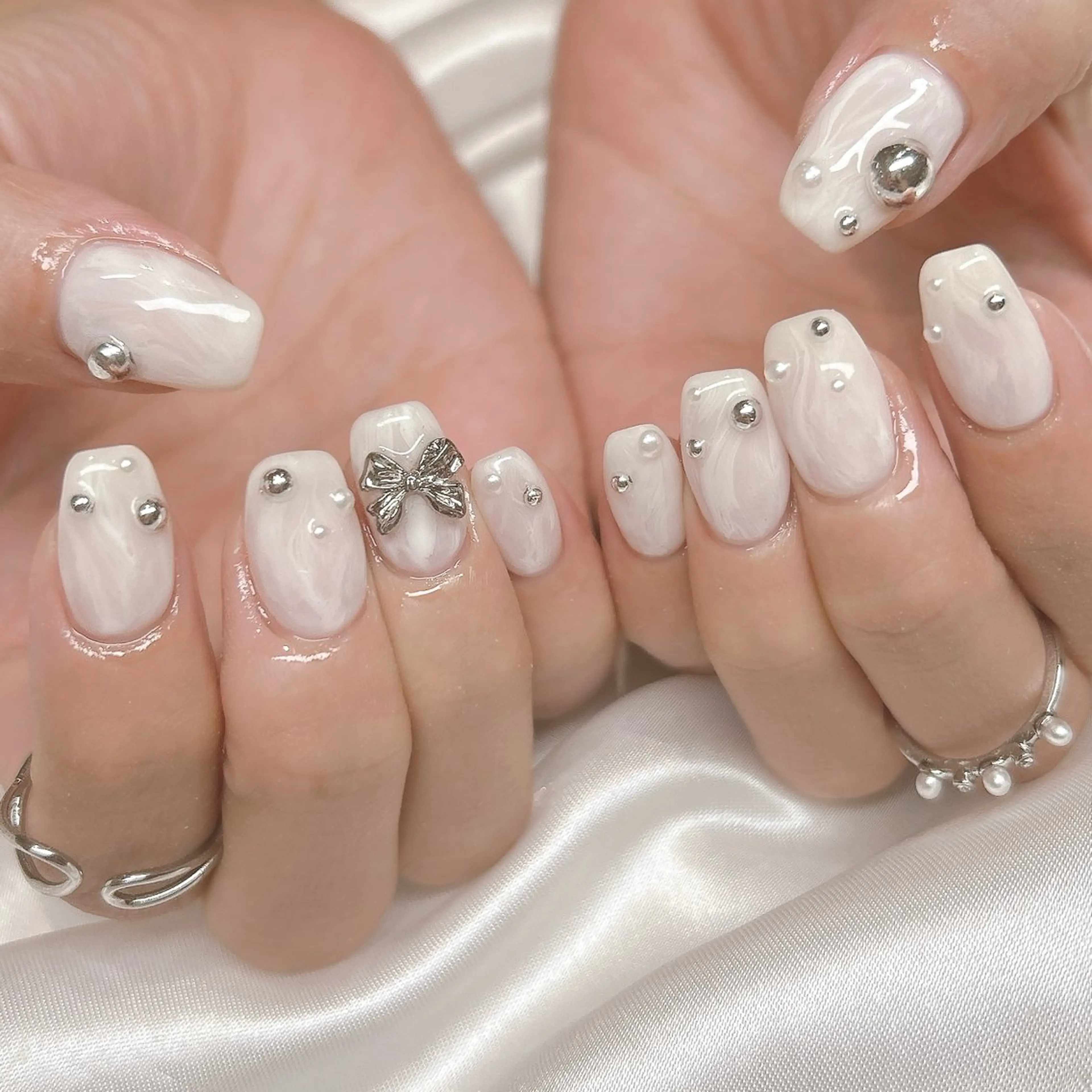 ネイル junna ちょい個性派ネイルのネイルデザイン