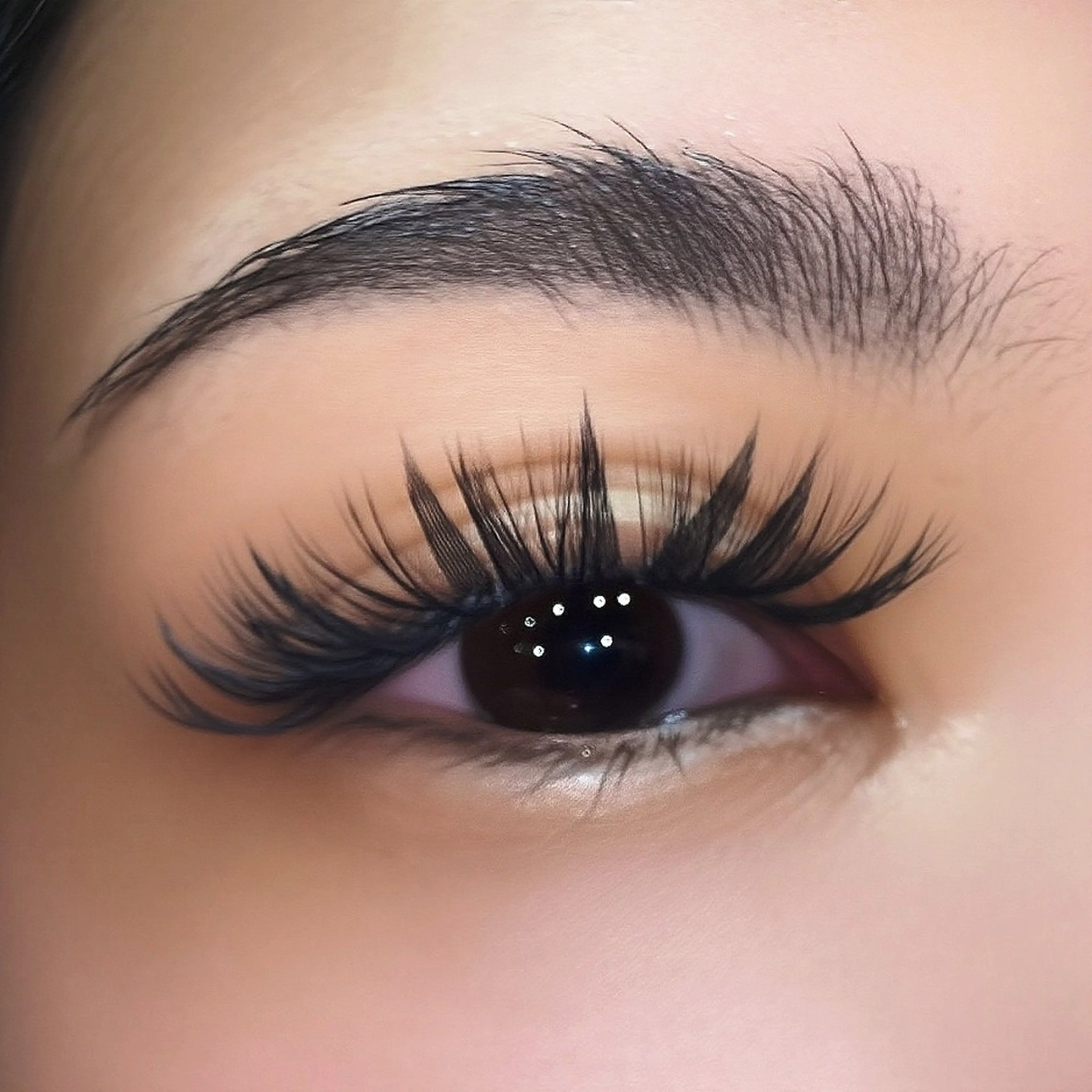 【羽マツエク+ボリュームラッシュつけ放題】の写真