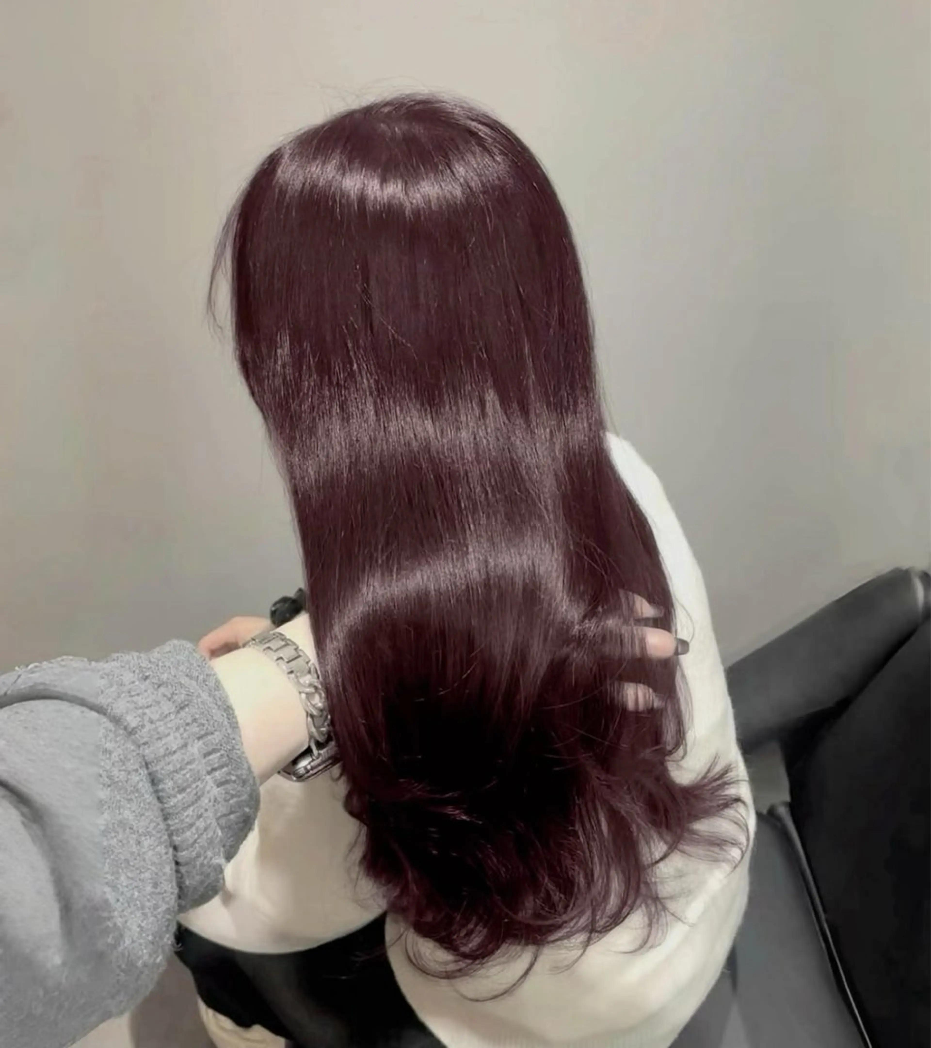 ロング 髪質改善 韓国風ヘア トリートメント ヘアカラー トリートメント シオン/艶髪/ 暗髪カラーのヘアスタイル