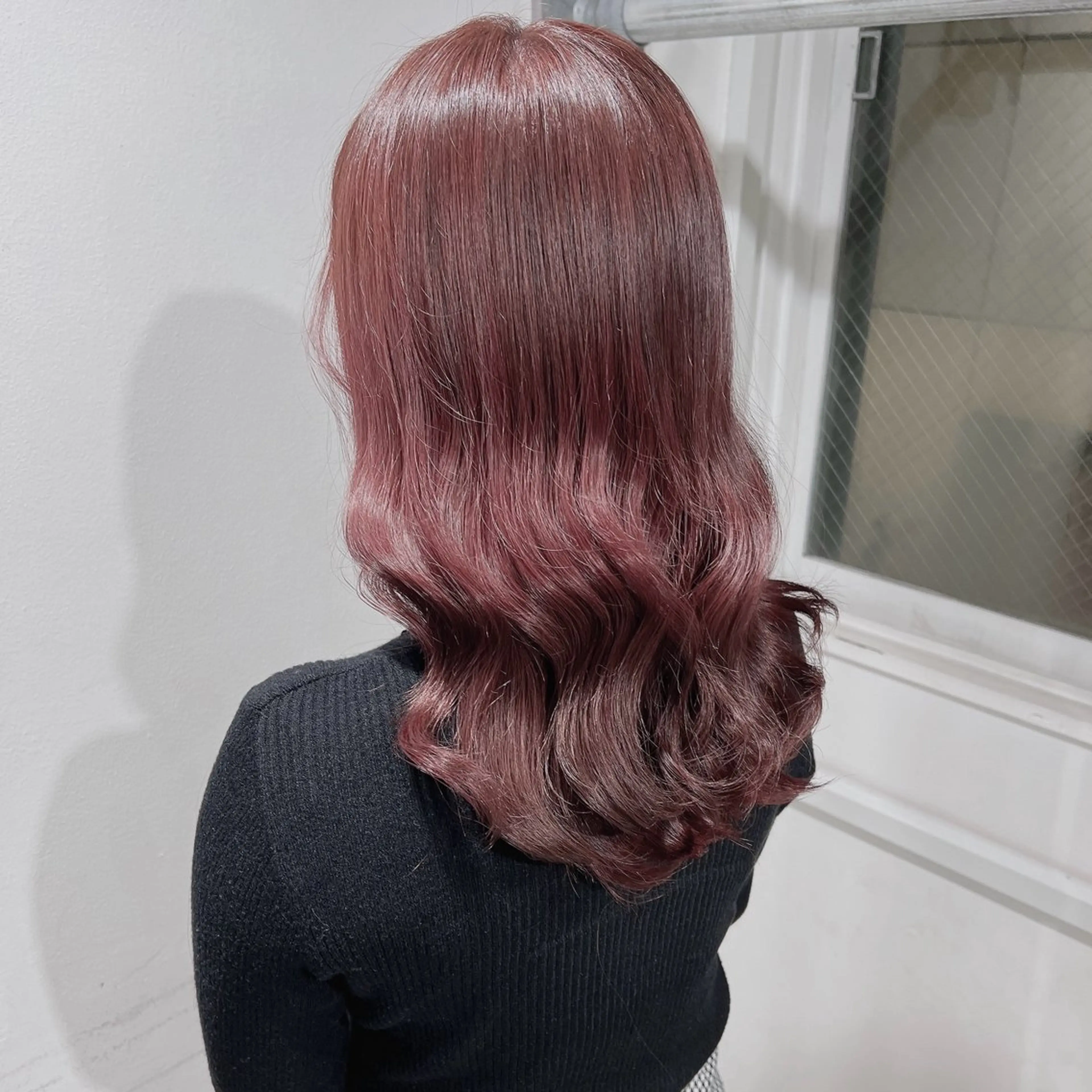 ロング カラー ヘアカラー トリートメント 𓏸レイヤー髪質改善 透けカラーカノン🫧のヘアスタイル