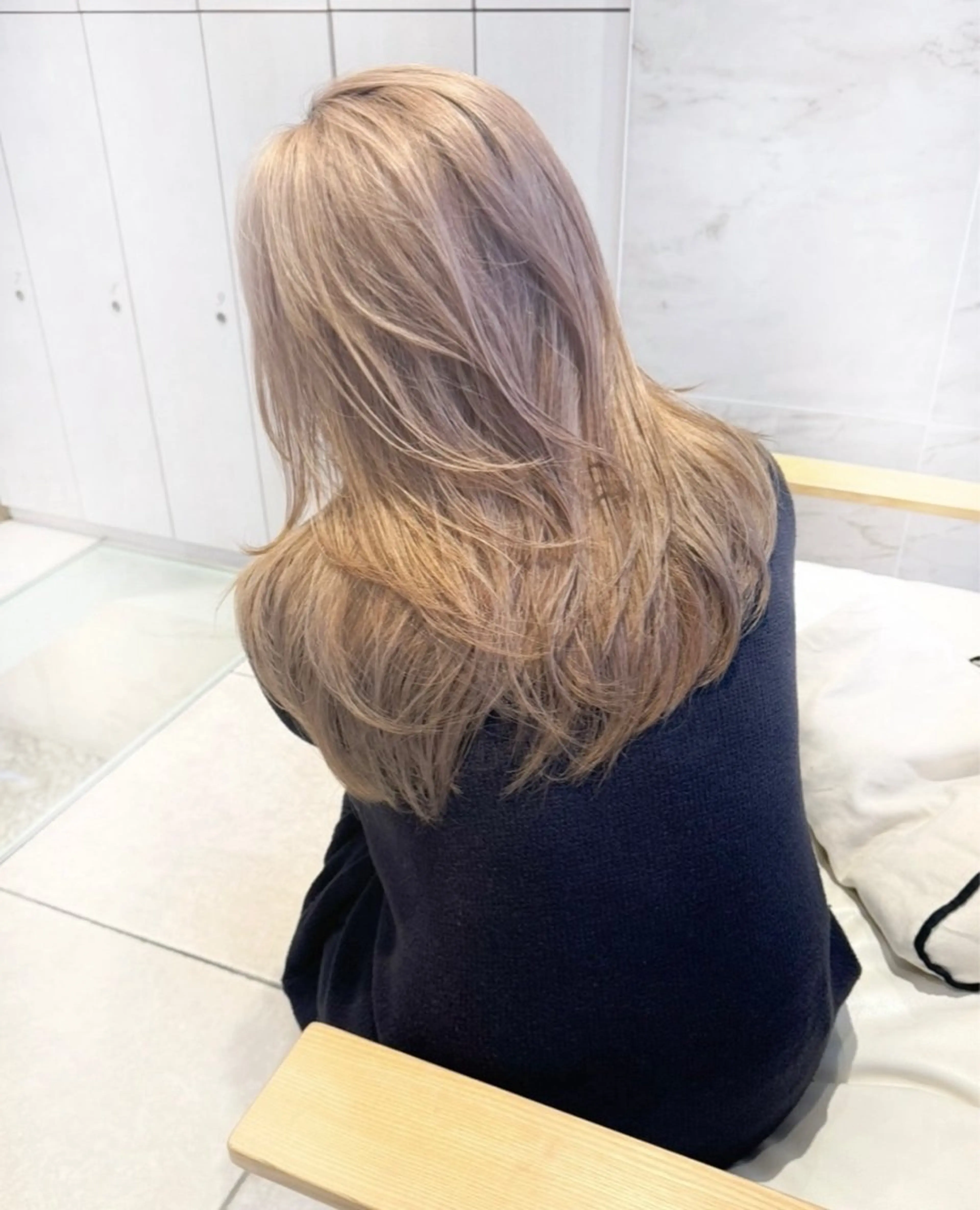 ロング ヘアアレンジ ハイレイヤー レイヤーカット ORO 宝塚店所属・大月 夏歩のヘアスタイル