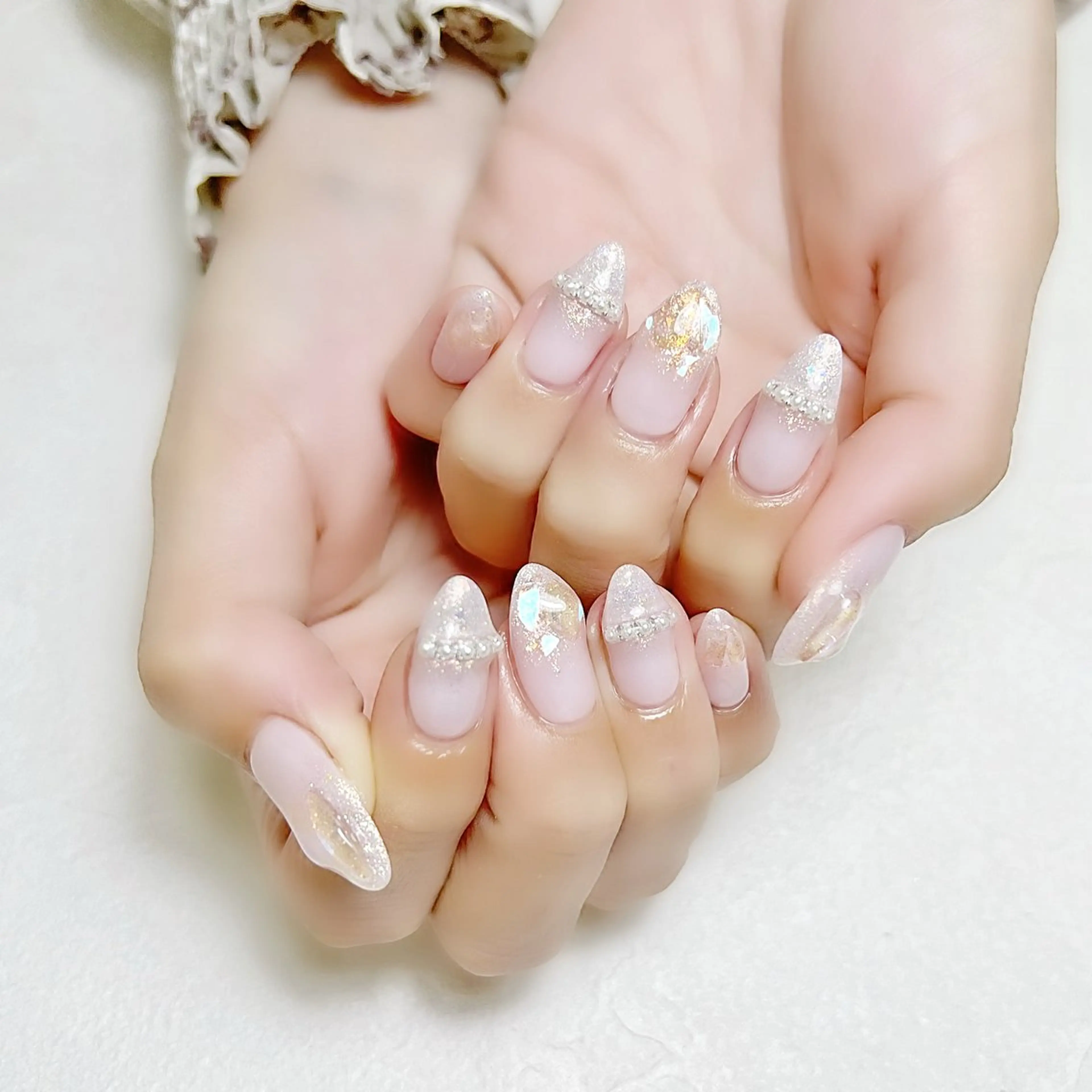 ネイル 氷ネイル・うるうるネイル キラキラネイル ワンホンネイル rouse nail RISATOのネイルデザイン