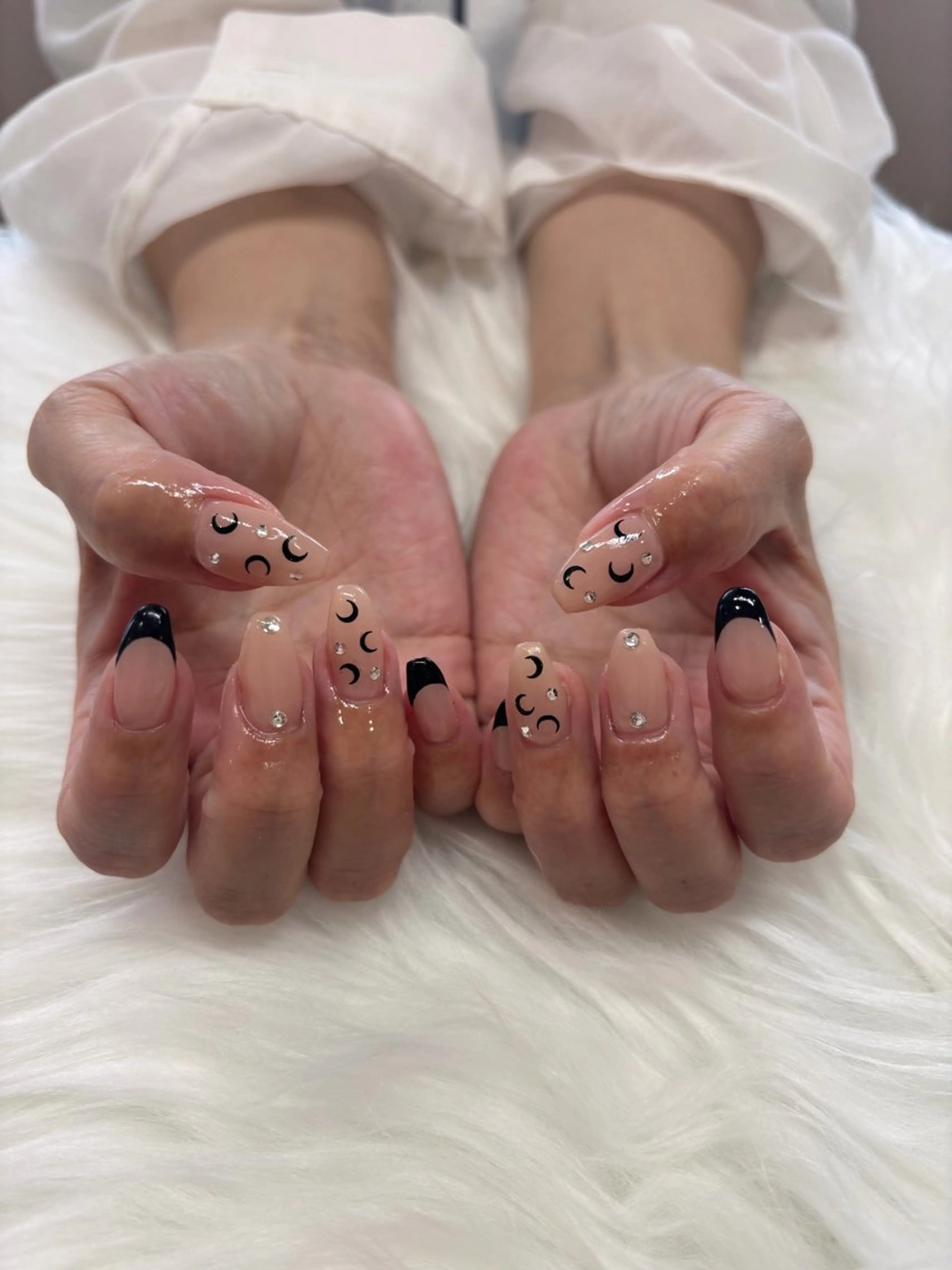ネイル LOARK nail Rina🫧のネイルデザイン