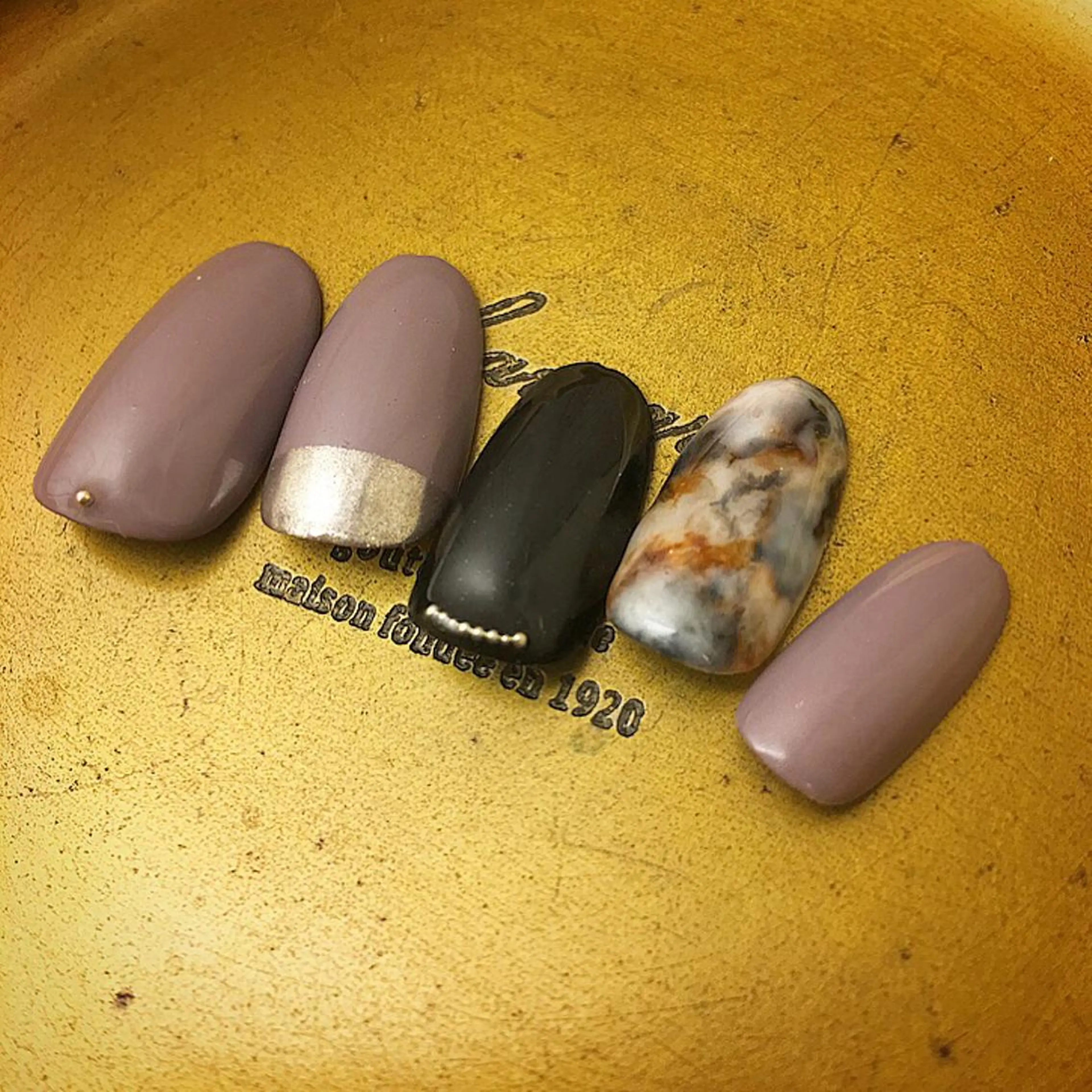 ネイル kurogi nanakaのネイルデザイン