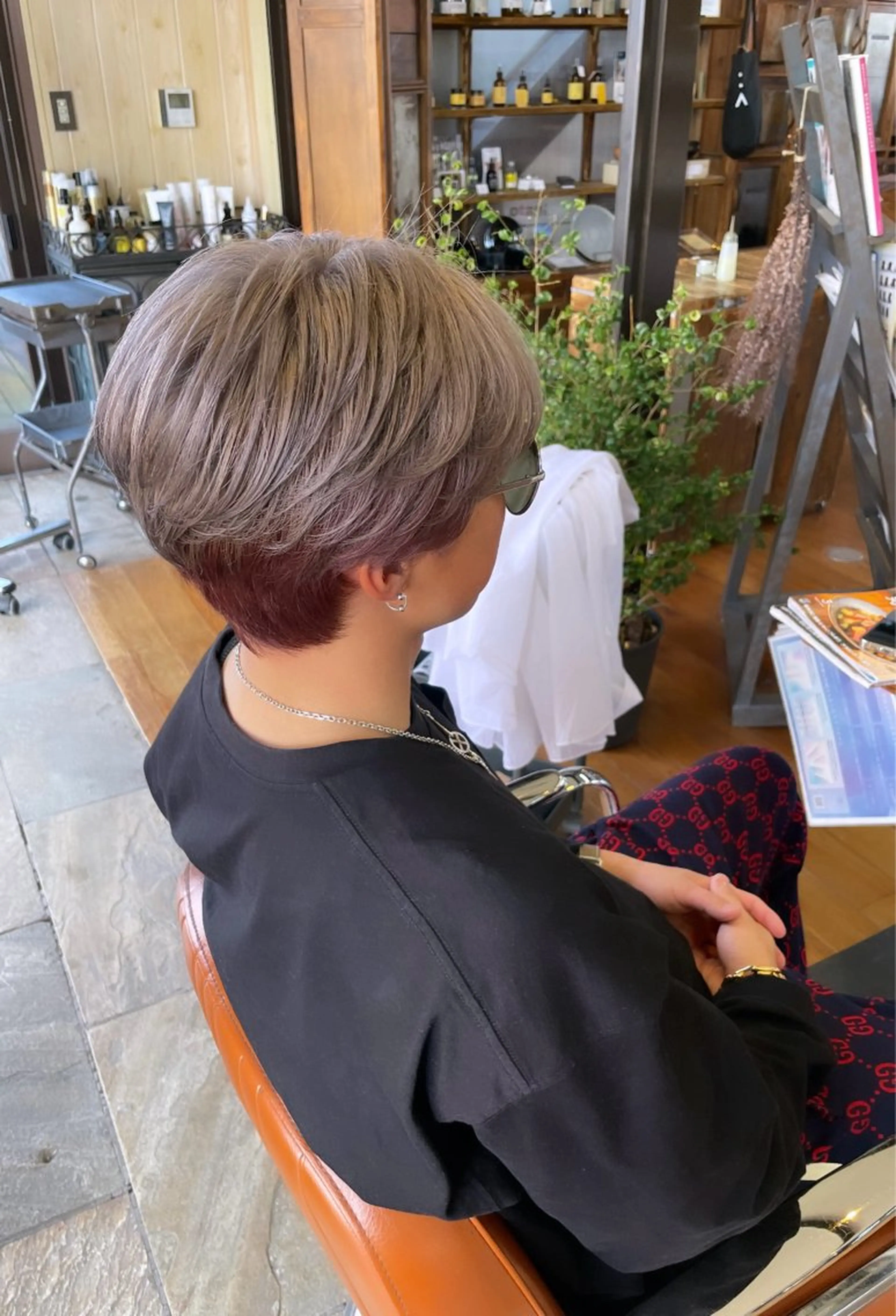 カラー メンズ デザインカラー ピンクカラー ayaka |トレンドヘアのヘアスタイル