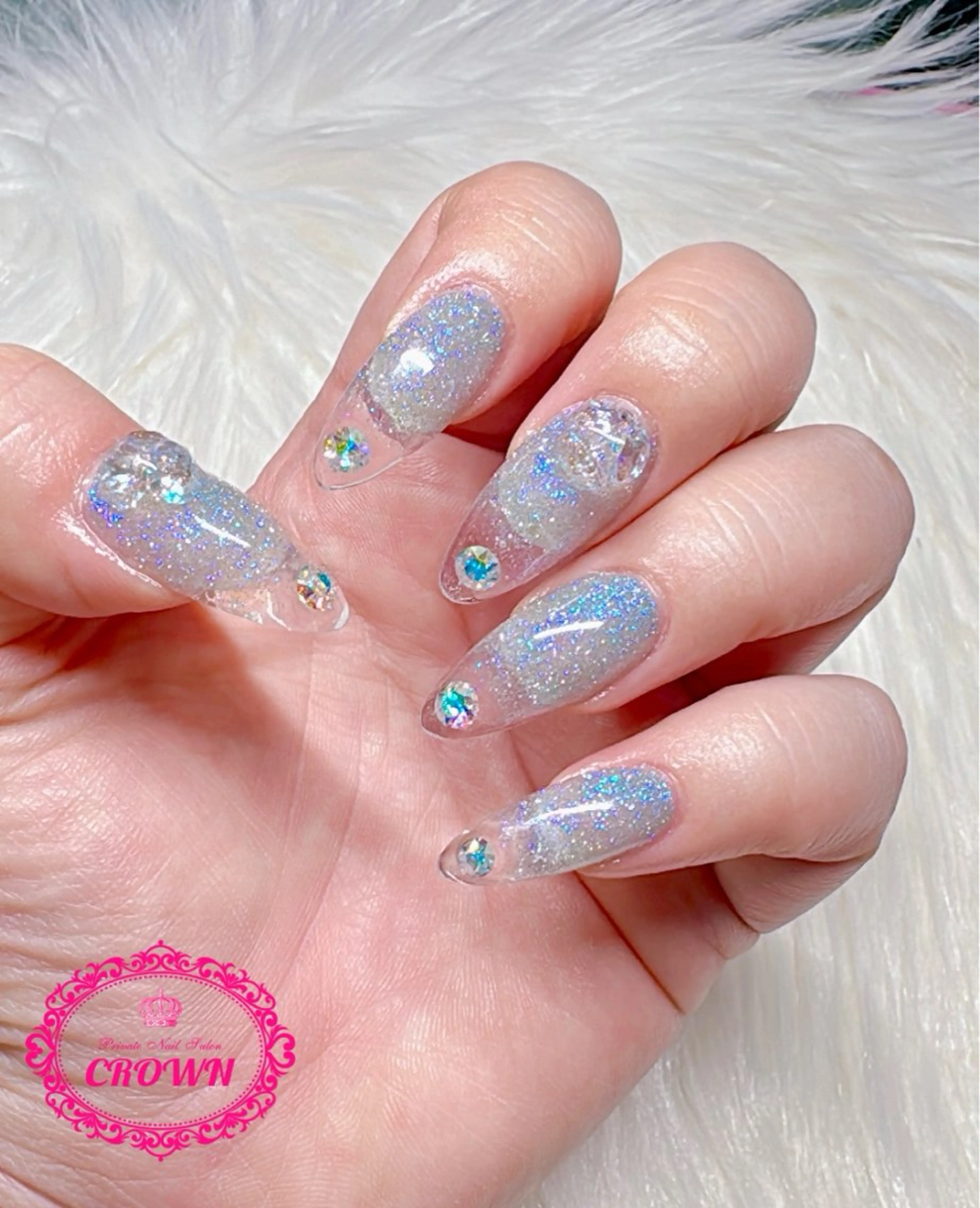 ネイル CROWN プライベートサロンのネイルデザイン