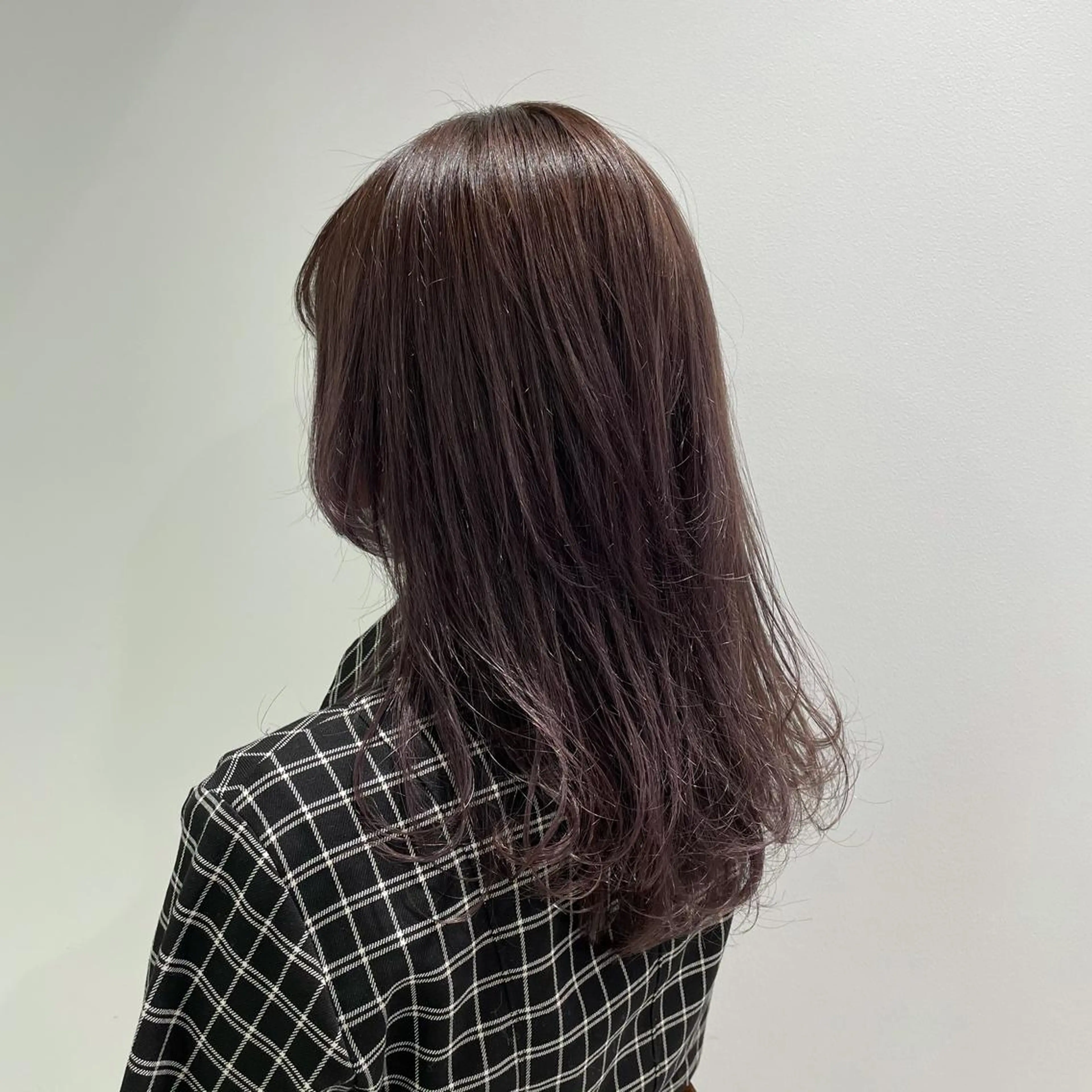 セミロング カラー カット ヘアカラー トリートメント ヘアセット I'S.横浜所属・赤み消しカラー 🍀JUNKIのヘアスタイル