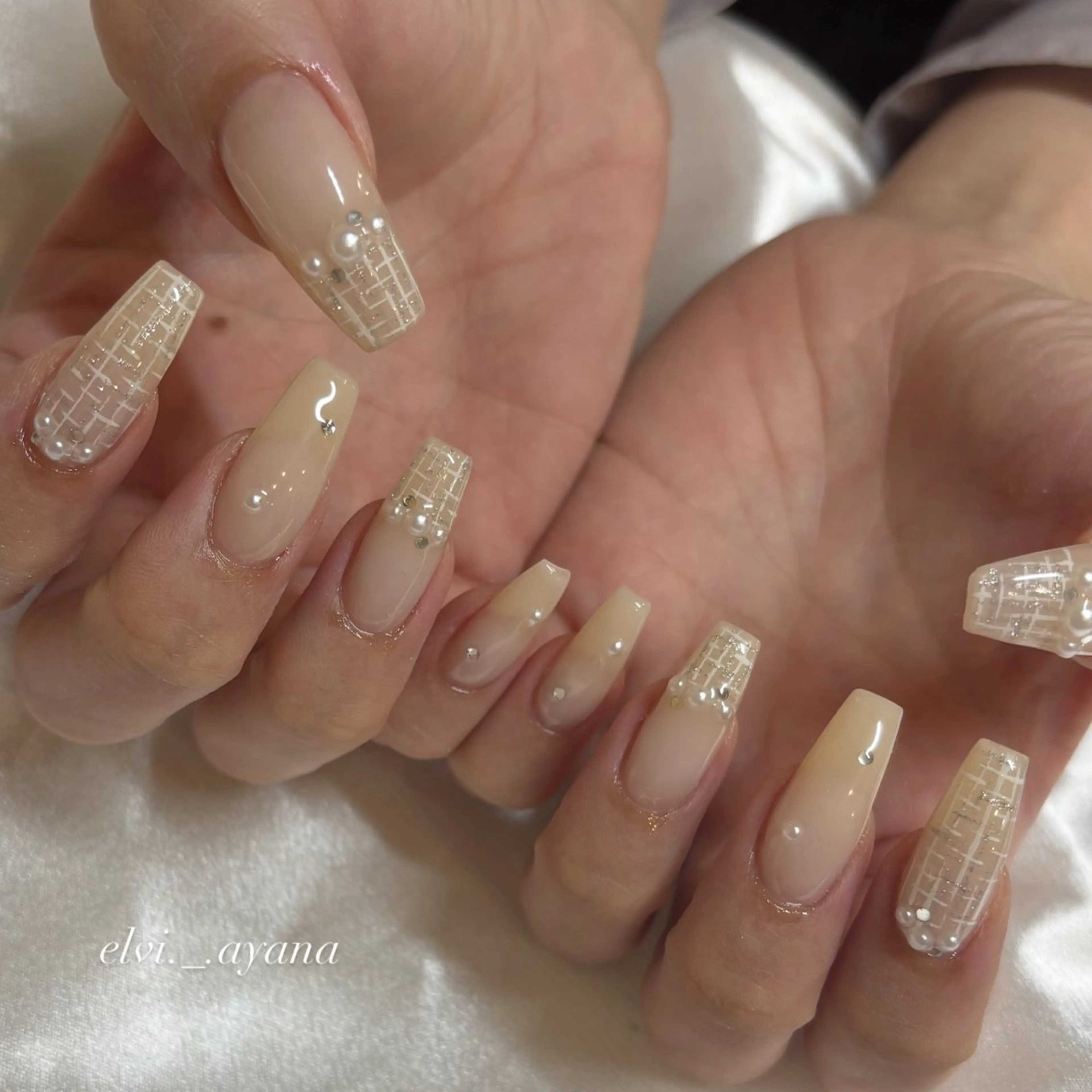 ネイル SALON ELVI.所属・𝚊𝚢𝚊𝚗𝚊 .のネイルデザイン