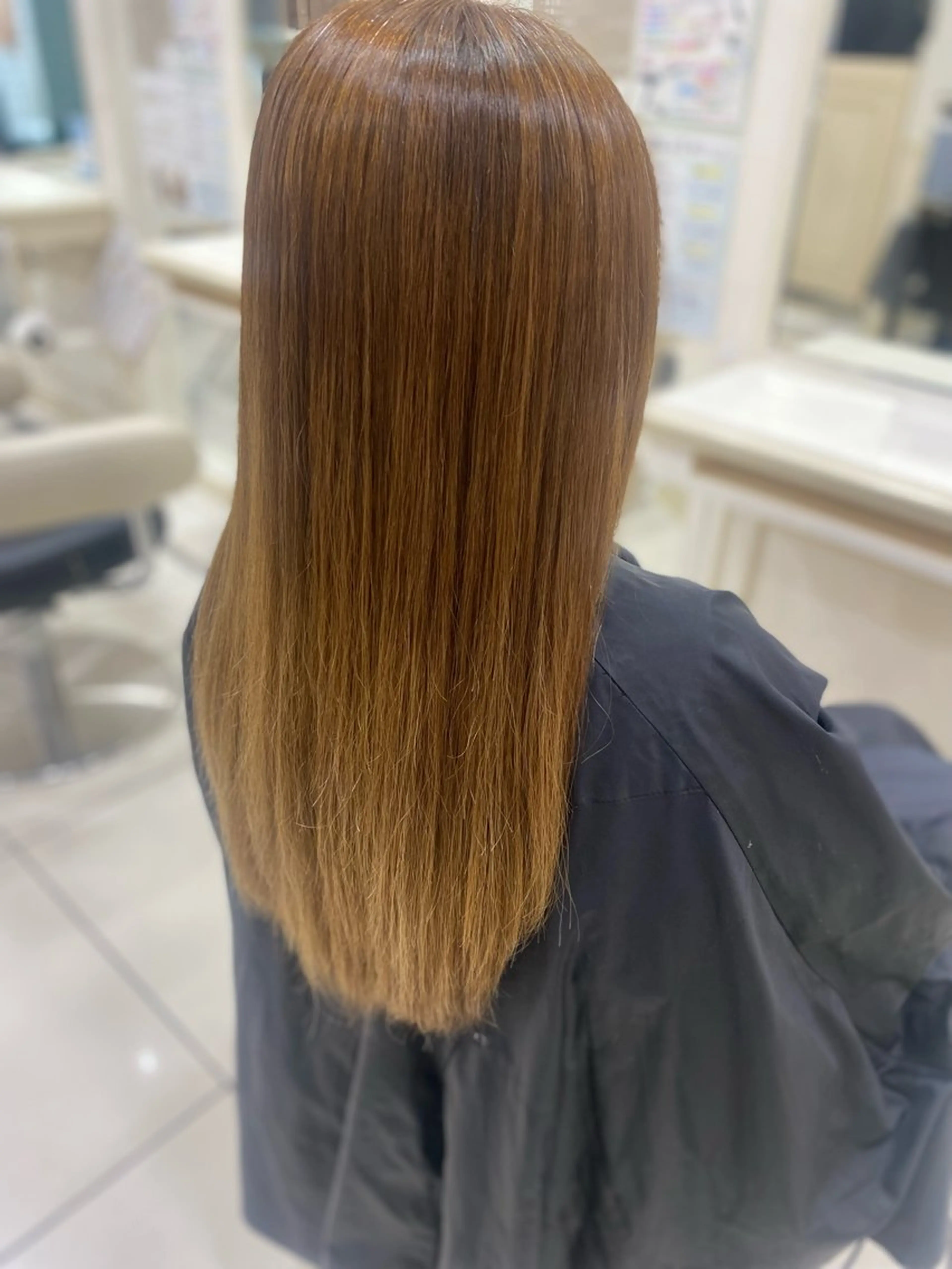 【当店人気No.1✨】デザインカット➕カラー➕うる艶トリートメントの写真