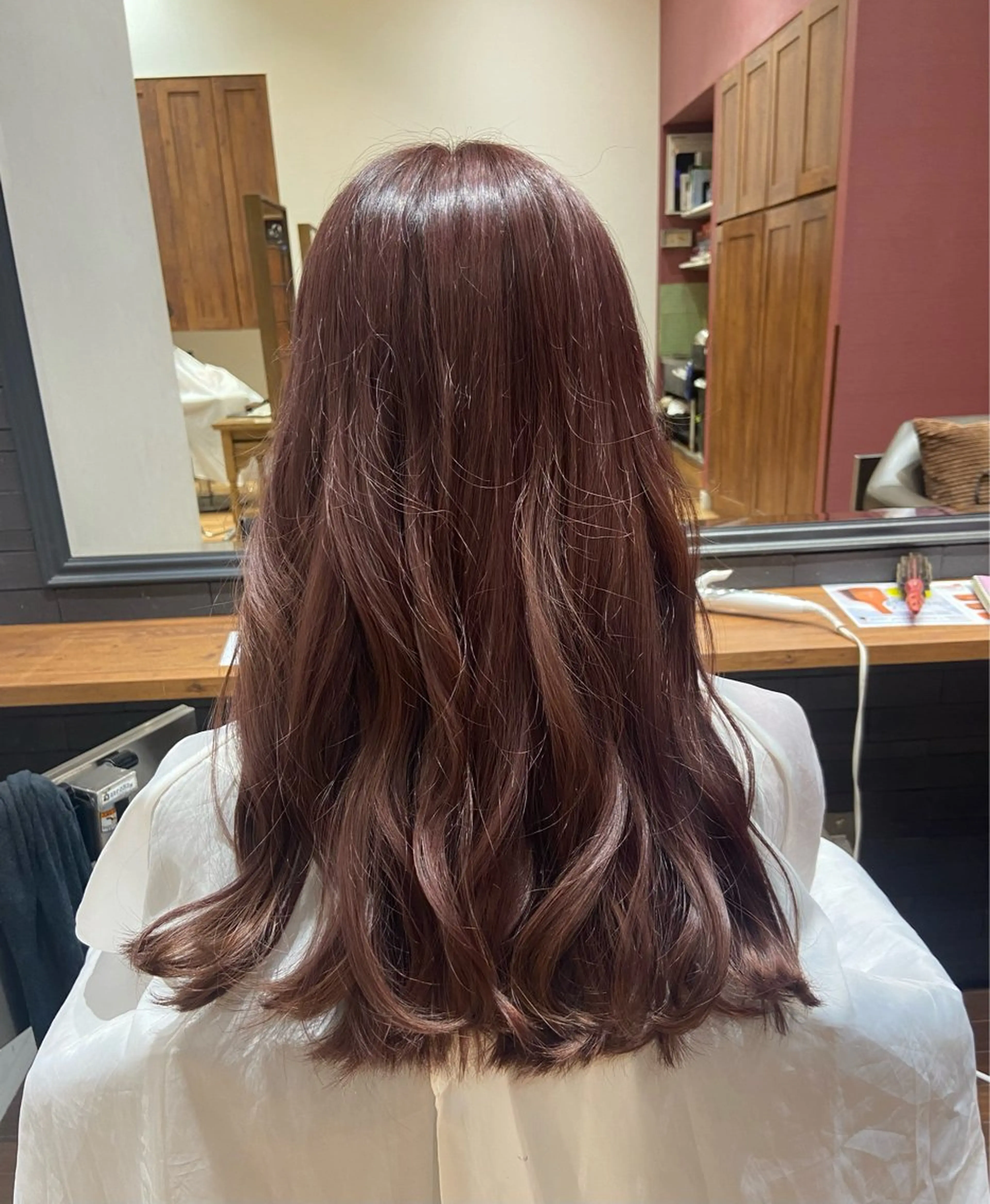 カラー ブラウンカラー ピンクカラー 吉村 莉杏のヘアスタイル