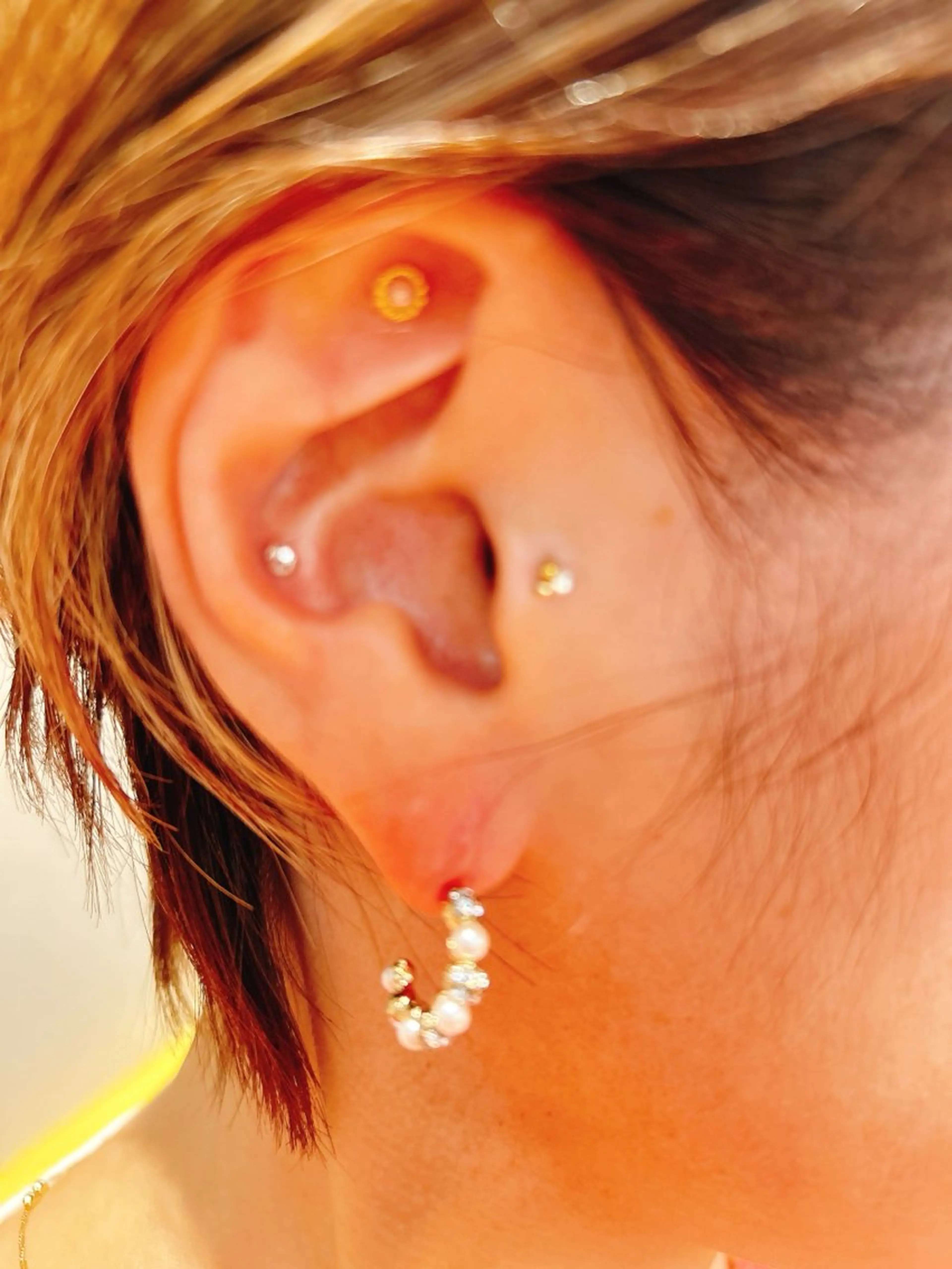 今話題の‼︎耳ツボジュエリー💎付け放題の写真