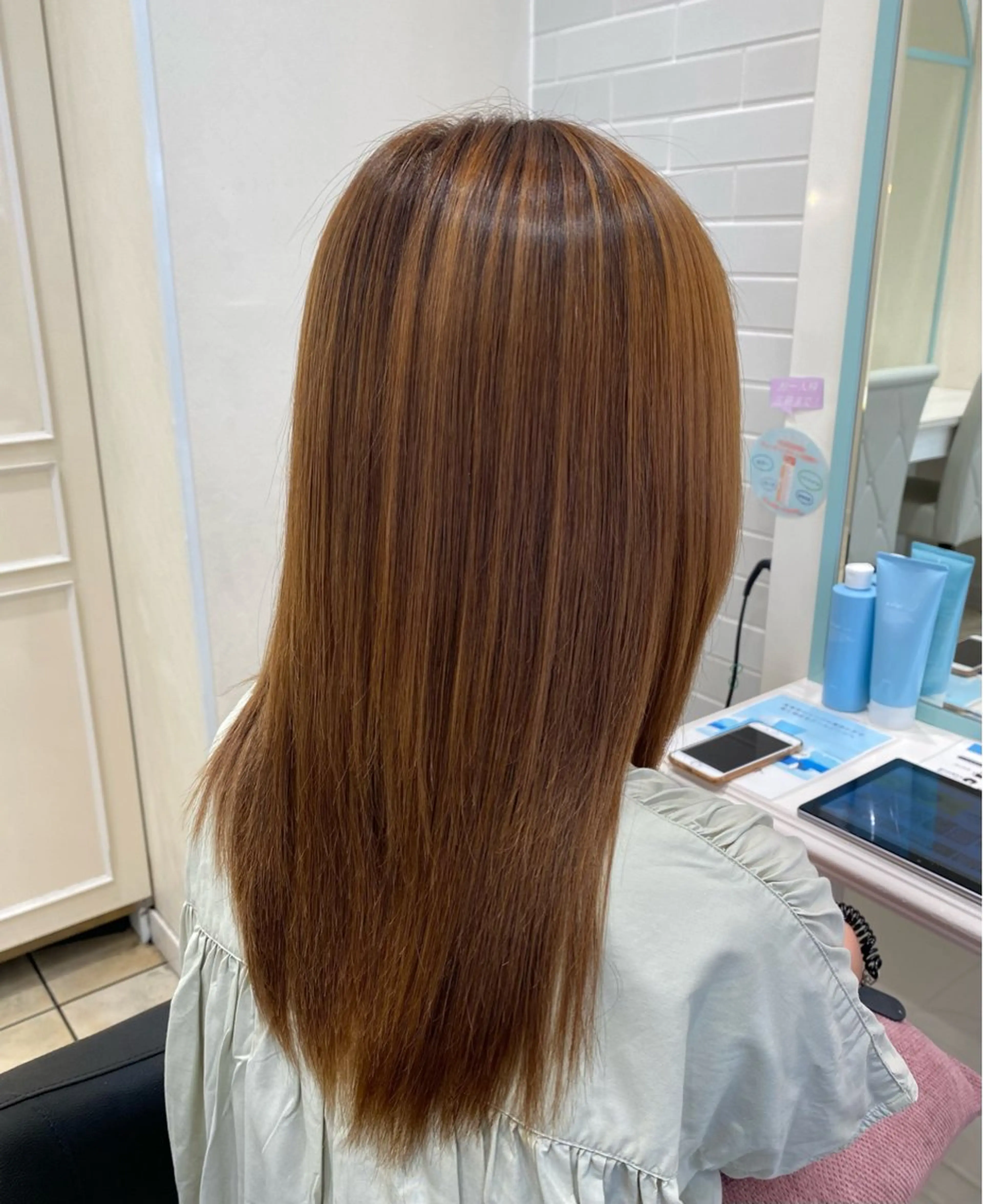 セミロング 縮毛矯正 吉澤 海咲のヘアスタイル