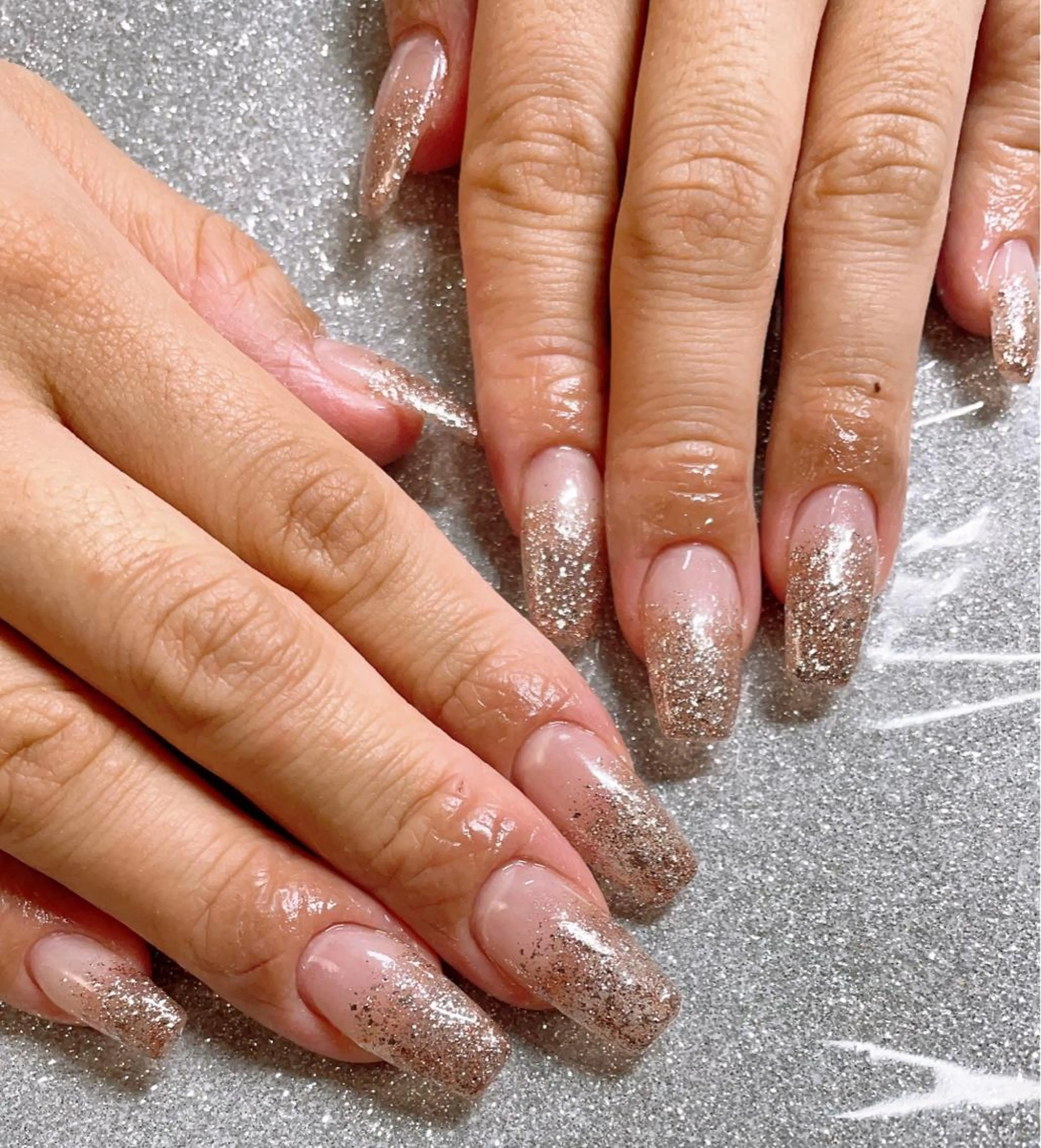 ネイル ハンドネイル VIERU 🌈🎀💖のネイルデザイン