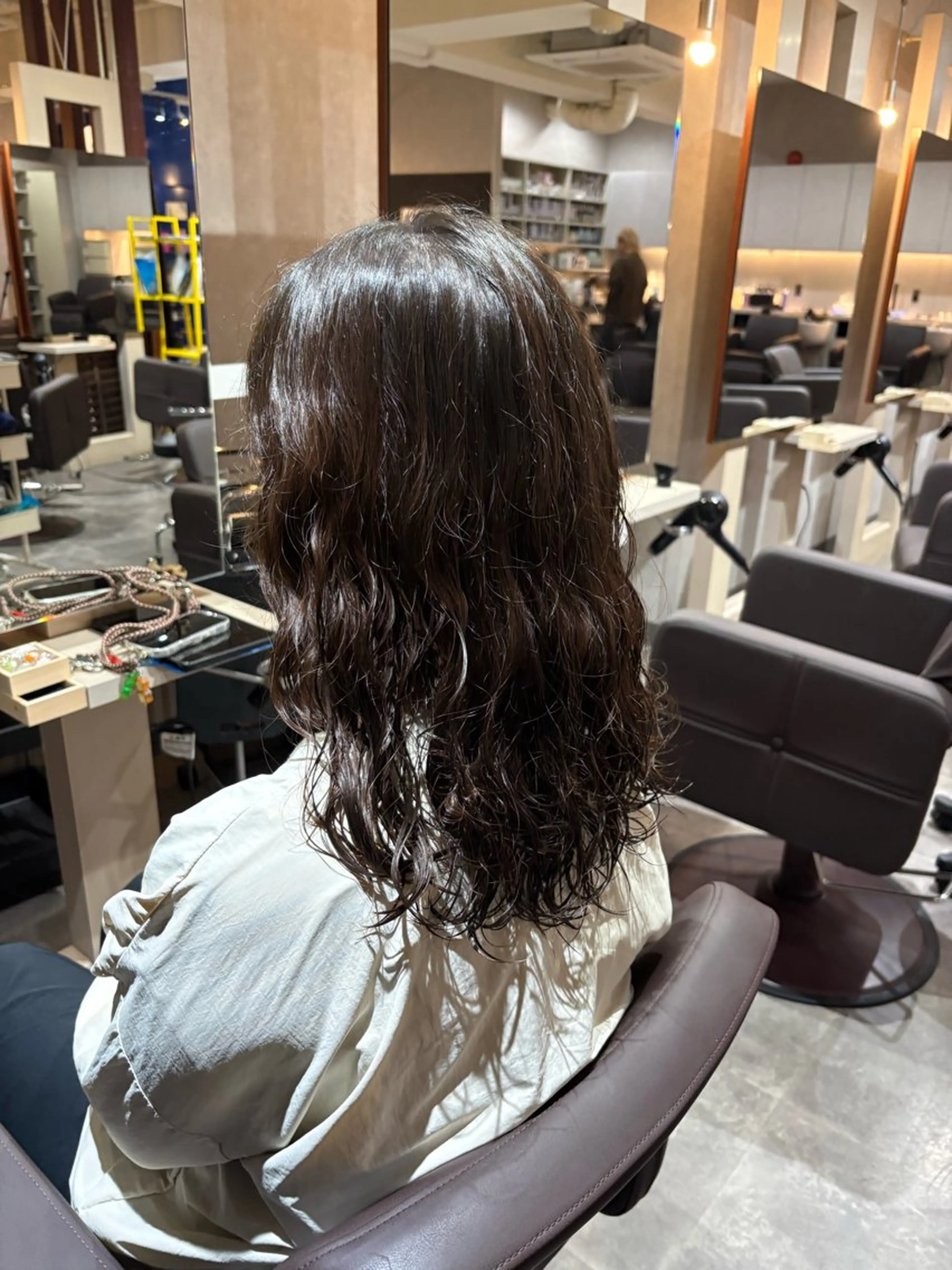 セミロング パーマ セミロングパーマ デジタルパーマ blue hair create box所属・大原 京利のヘアスタイル