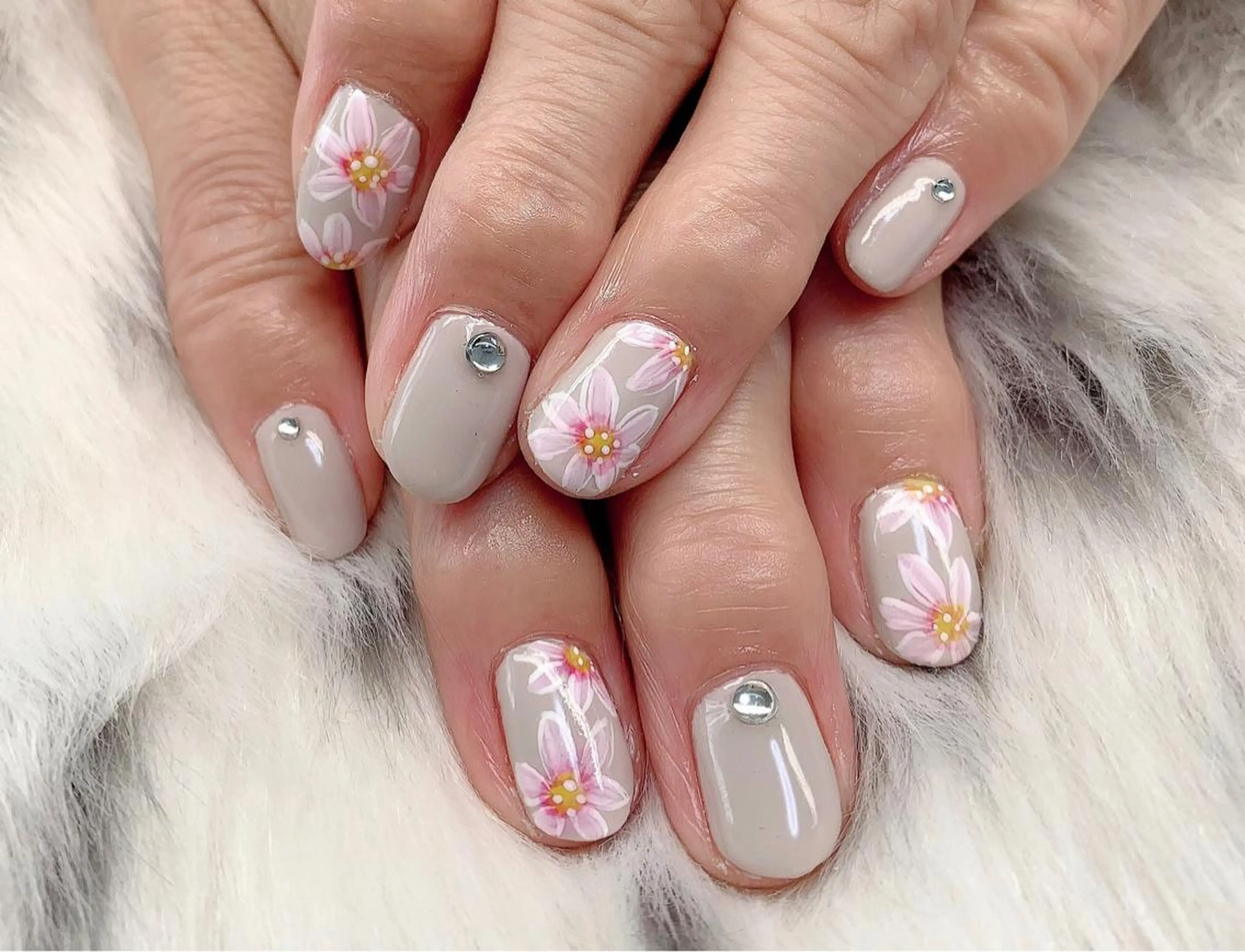 ネイル M.N_ nailのネイルデザイン