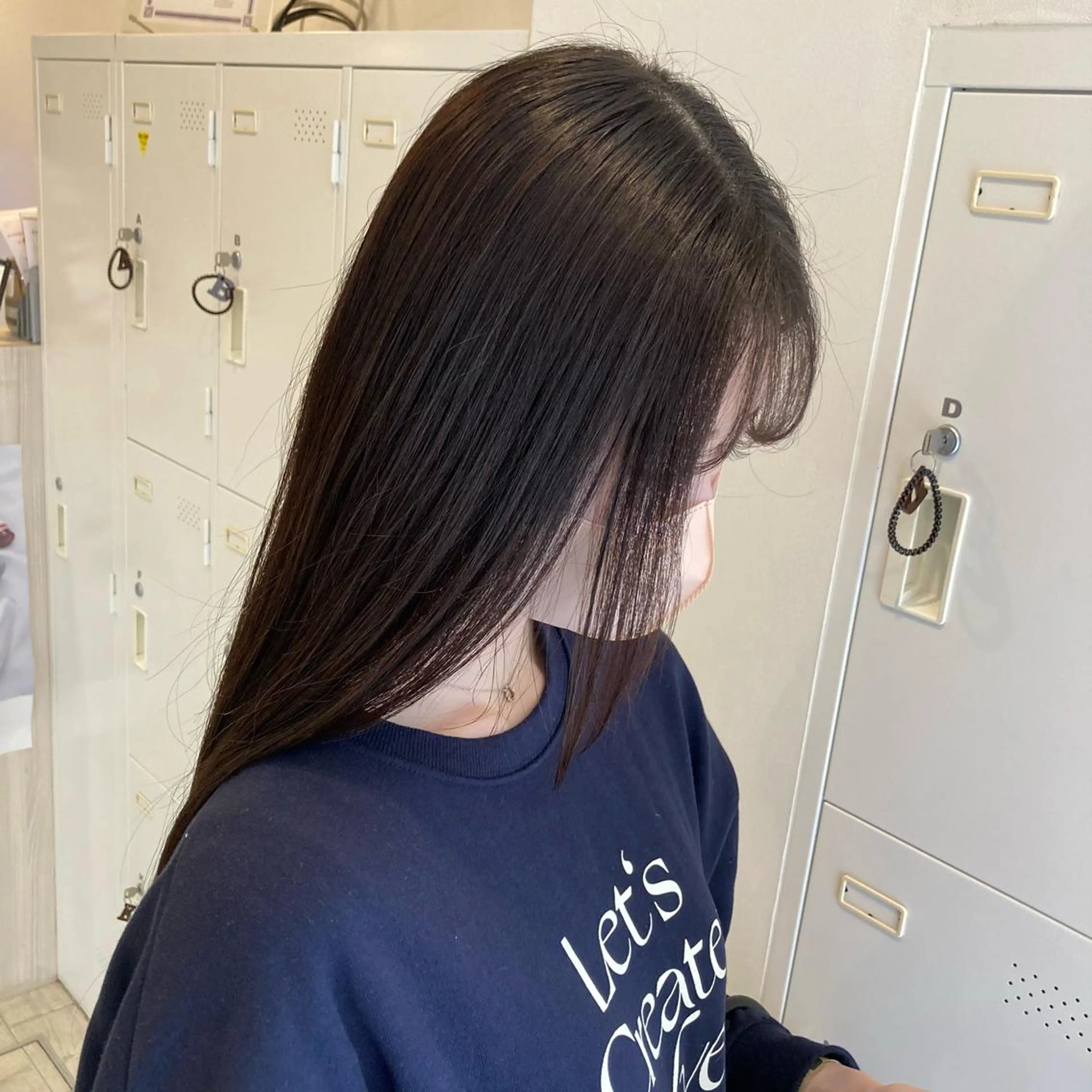 【ナチュラル仕上げ】髪質改善前髪ストレート&前髪カットの写真