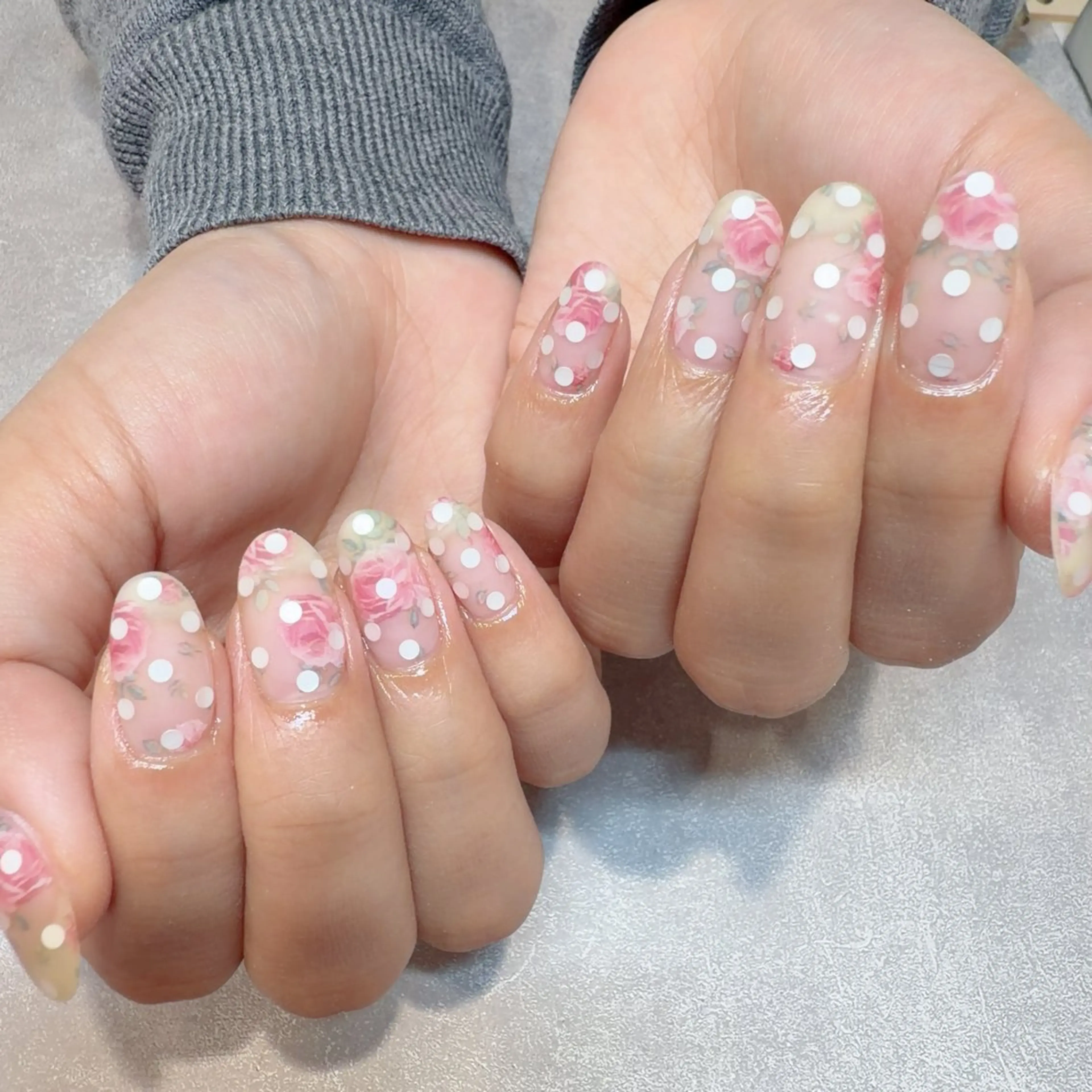 ネイル ハンドネイル 小野澤 紗智のネイルデザイン