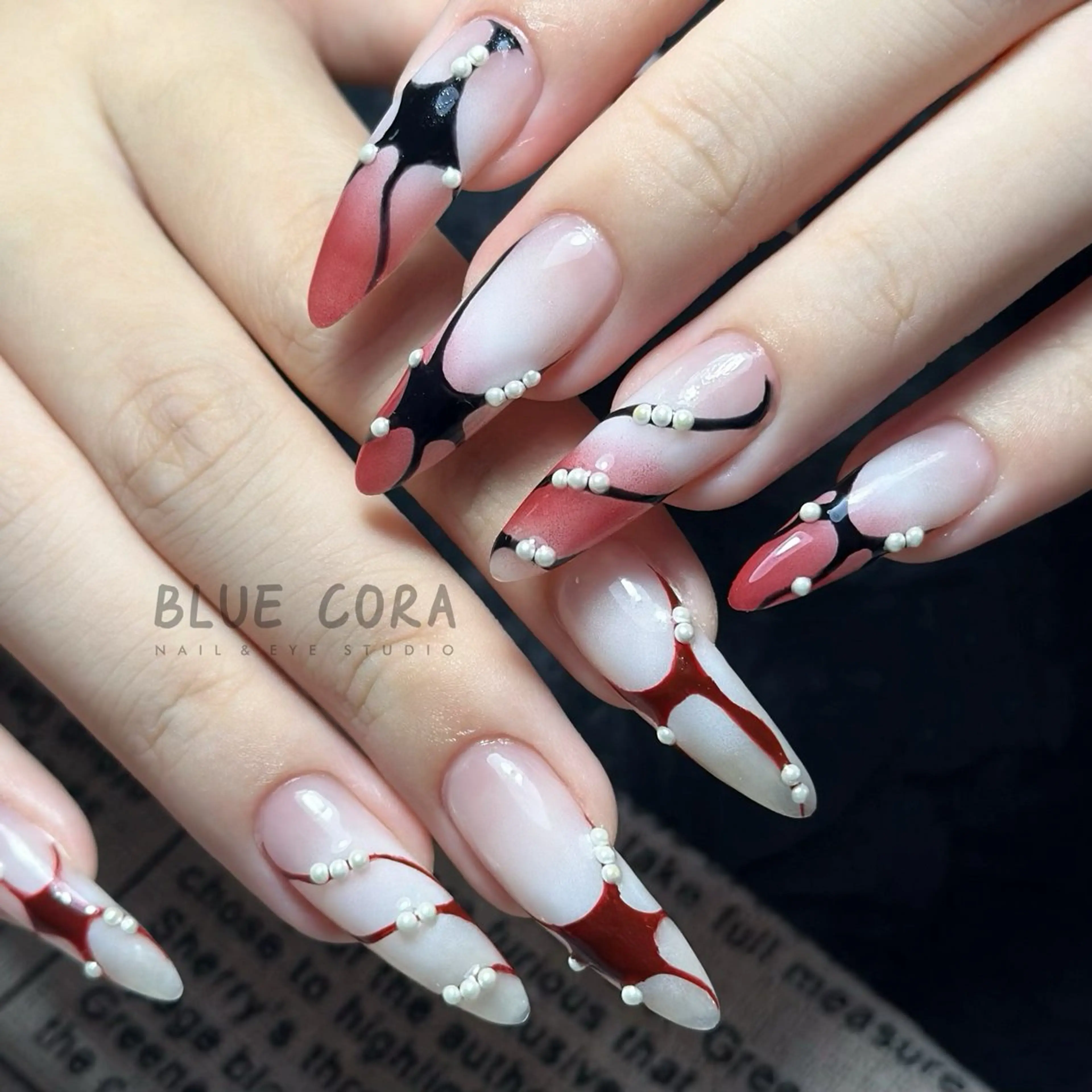 ネイル アートネイル ハンドネイル ハンドケア BLUE CORA所属・BLUE CORAのネイルデザイン