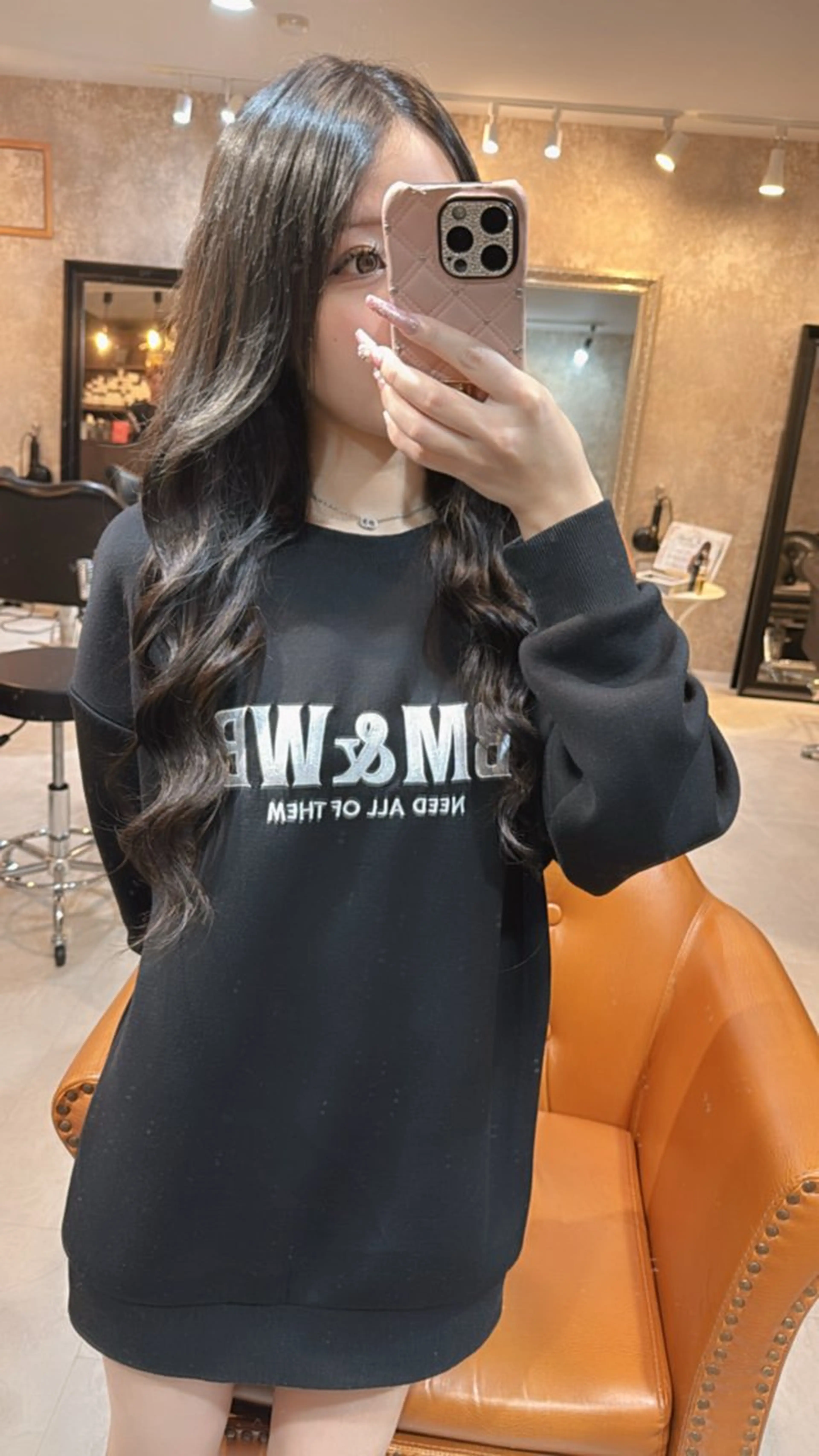 Material鹿児島店で1番人気のヘアカラー & プルエクステ（ダイアモンド毛質）80本の写真