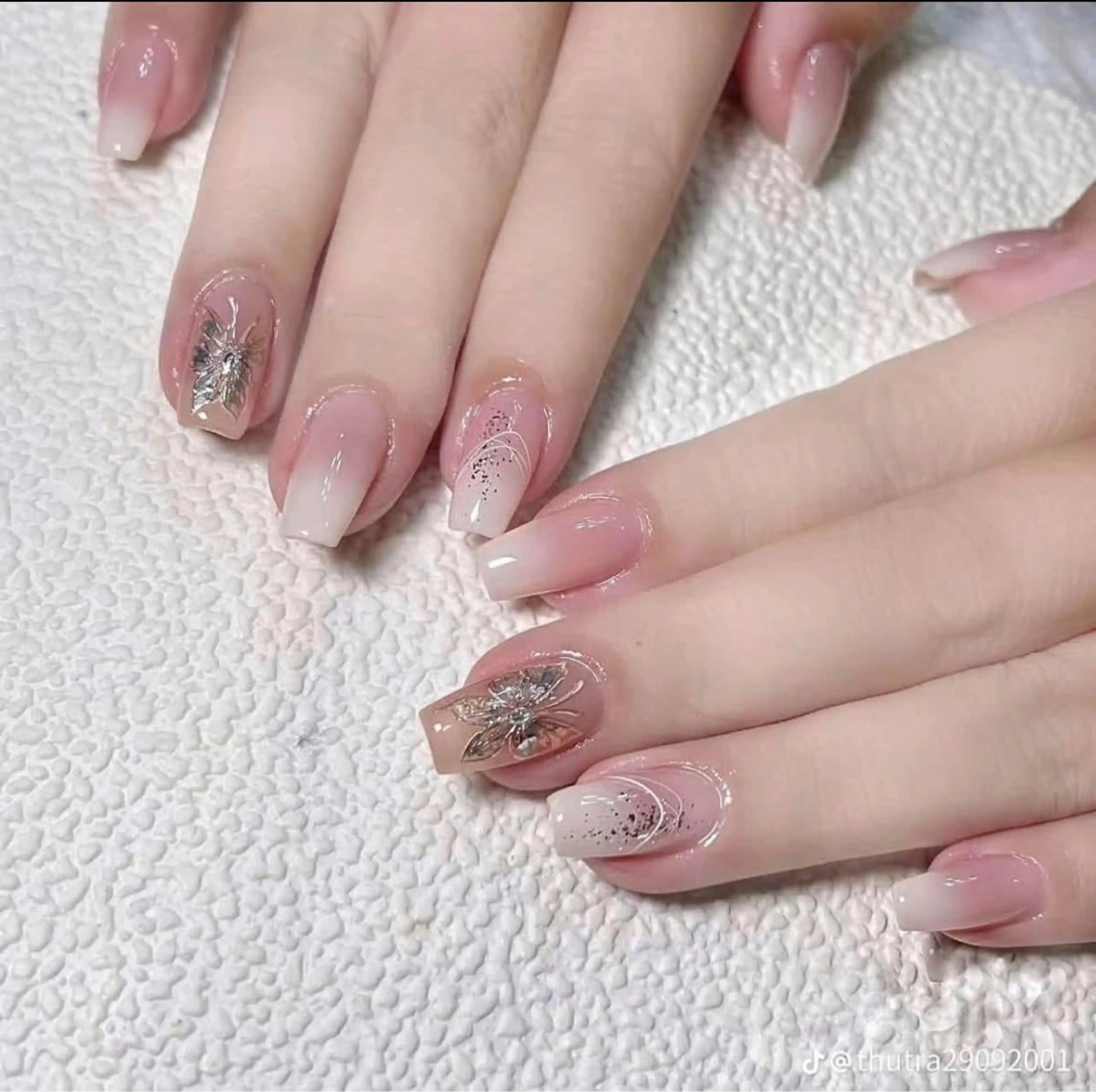 ネイル 韓国ネイル 持ち込み ニュアンスネイル ネイルチップ ハンドネイル ROSE ANA CHUO 本川越のネイルデザイン