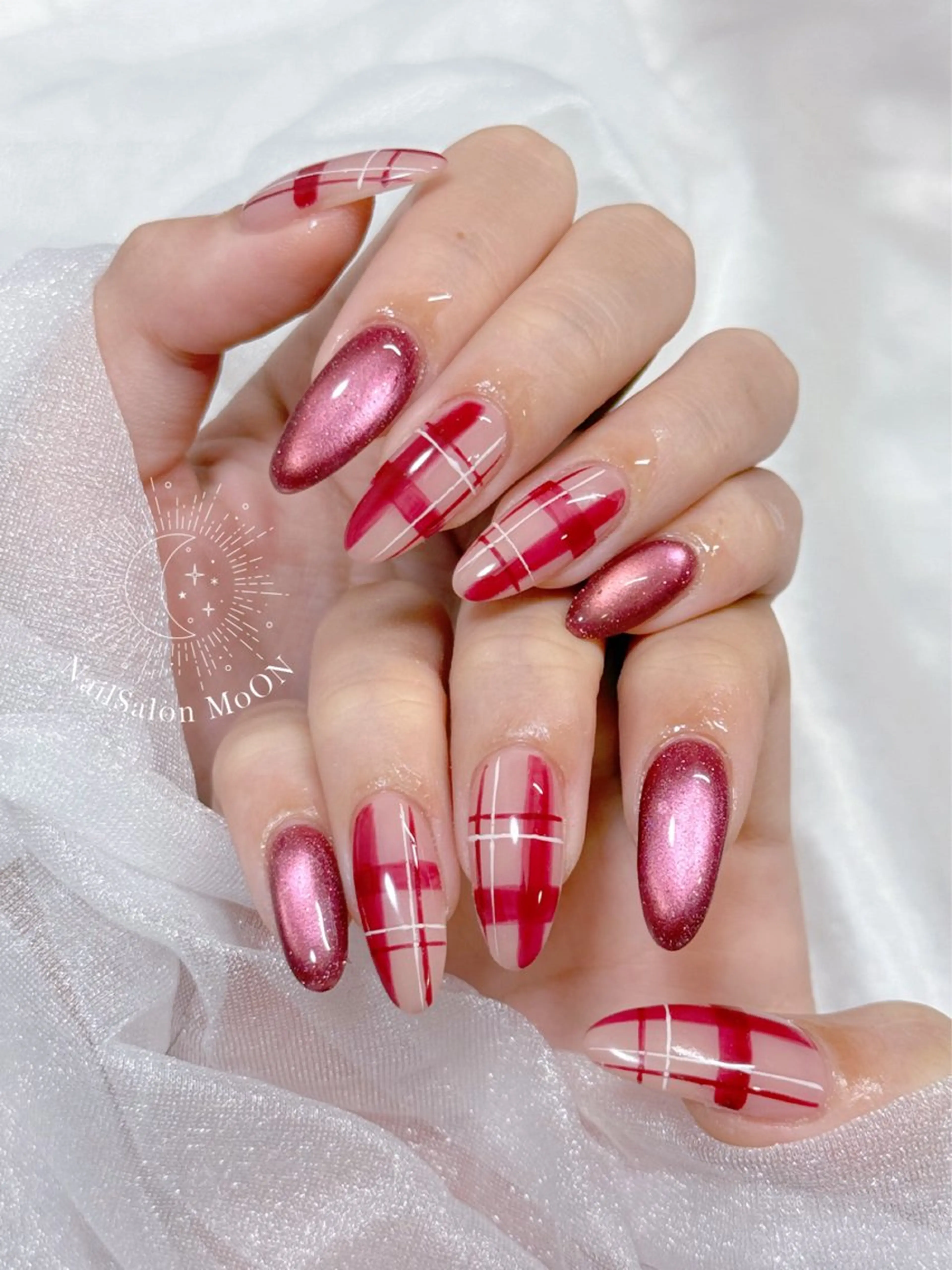 ハンドネイル ハンドケア MoON...❤︎ MeGuのネイルデザイン