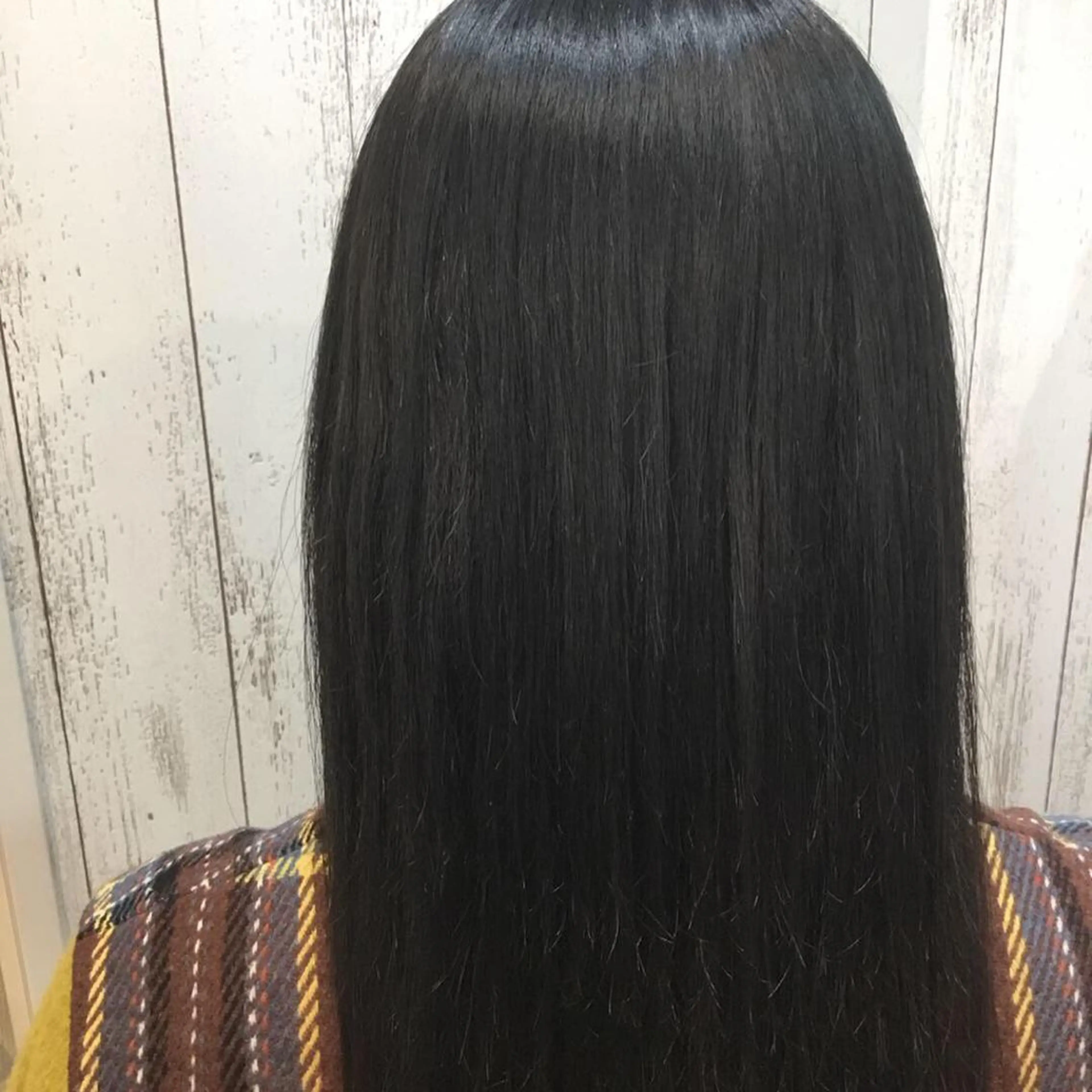 セミロング カラー 金崎 新吾のヘアスタイル