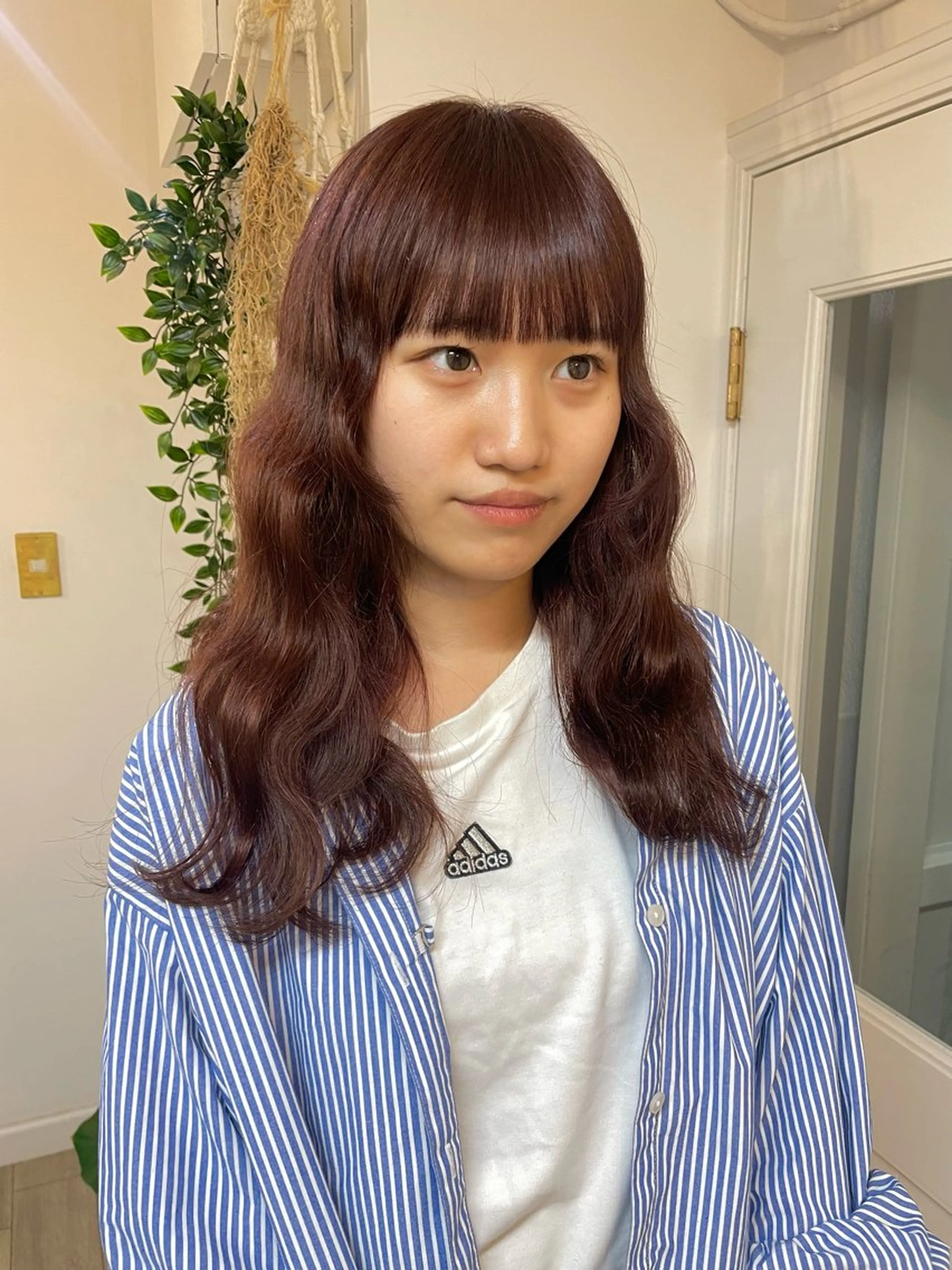 ロング カラー ブリーチ ブラウンカラー ダブルカラー ブリーチなしカラー オレンジ カット ヘアカラー トリートメント ブリーチなしで透け感 暖色カラーボブaoiのヘアスタイル