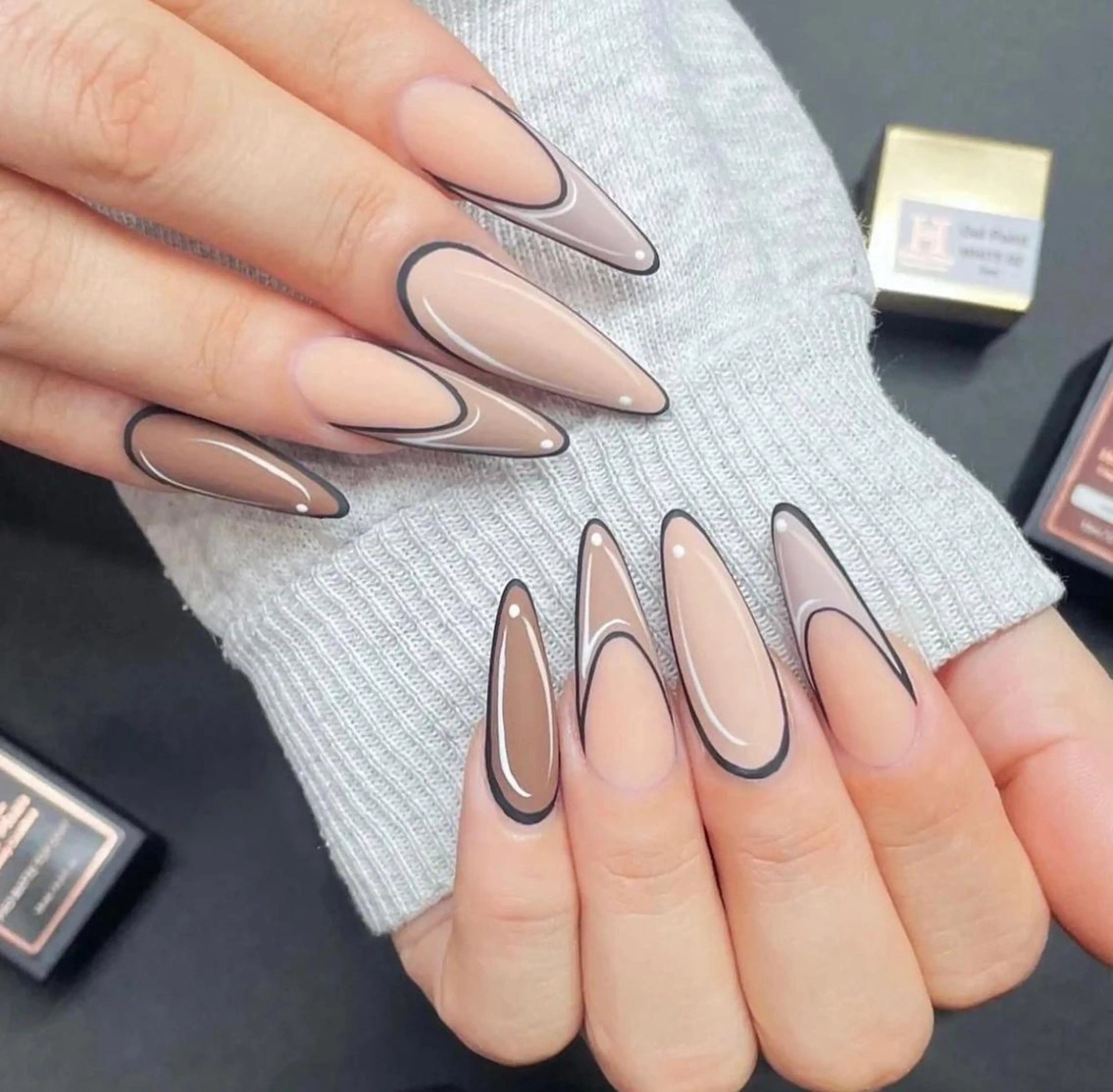 ネイル ネイルサロン 9Carats神田のネイルデザイン