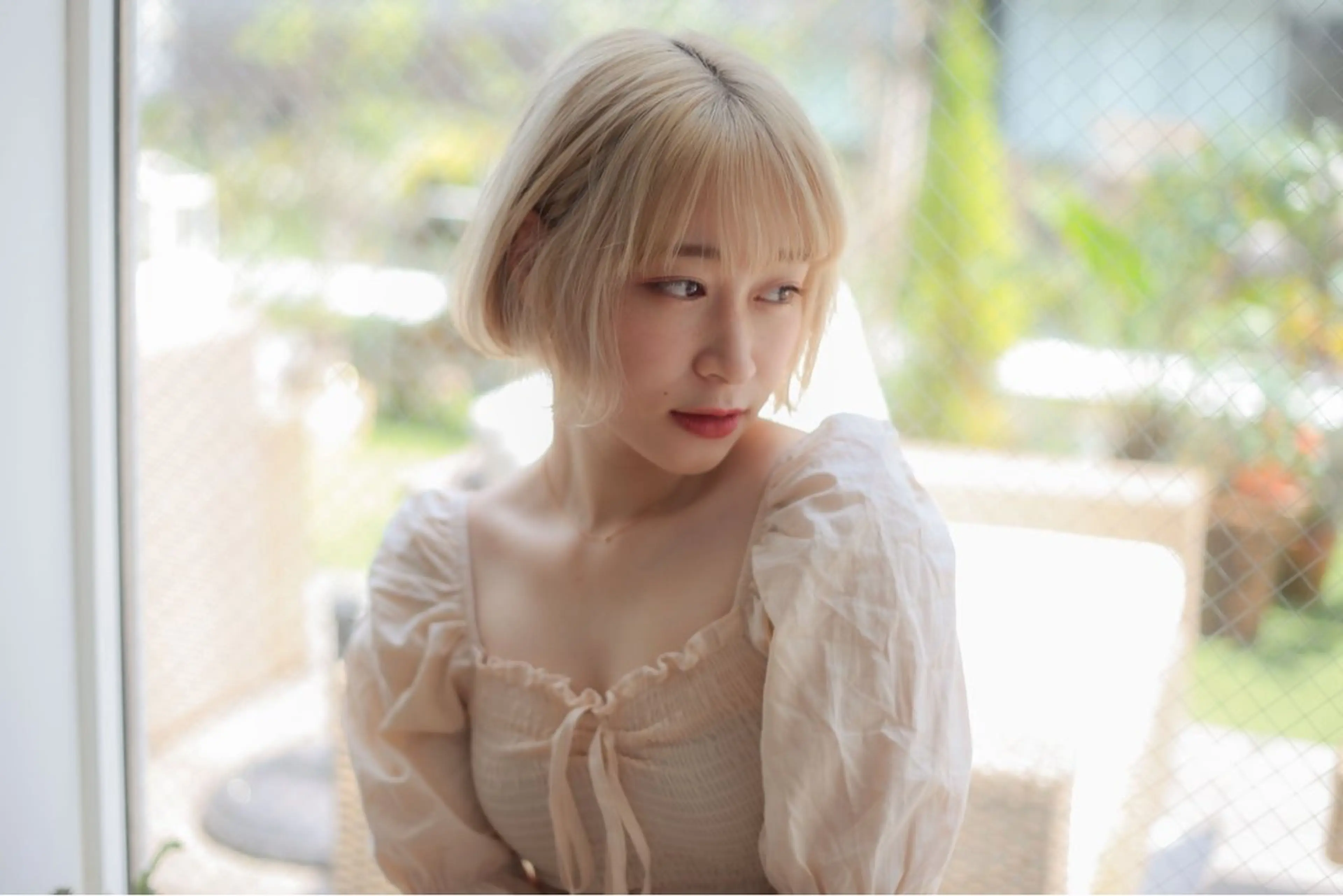 ショート カラー ヘアアレンジ ショートボブ ハイトーンカラー ボブ ショートヘア カット ヘアカラー トリートメント VIVIE【ヴィヴィ】所属・髪質改善/韓国風 レイヤー/田村祐樹のヘアスタイル