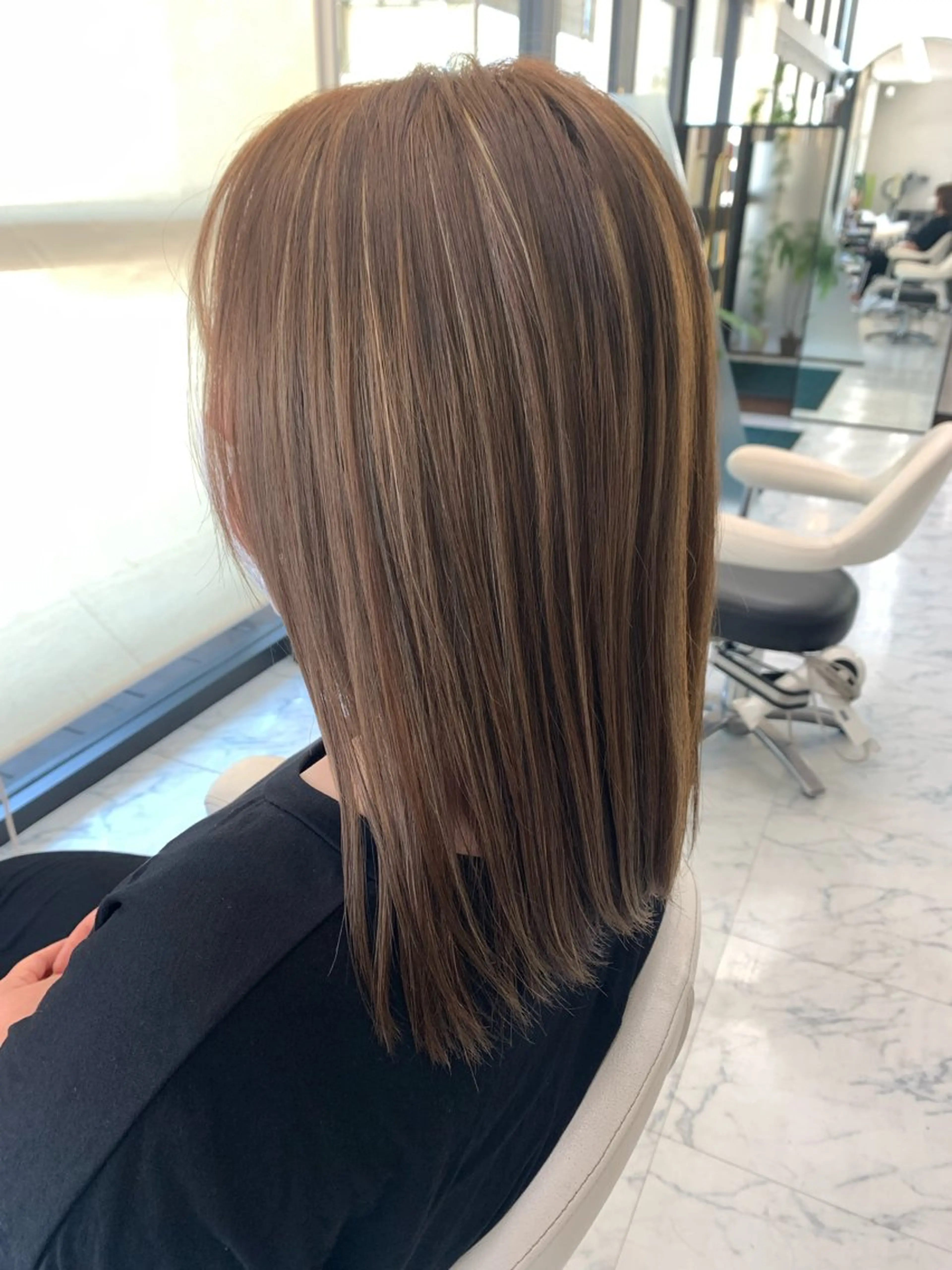 ミディアム LASSIC HAIR 加古川店所属・渋谷 智也のヘアスタイル