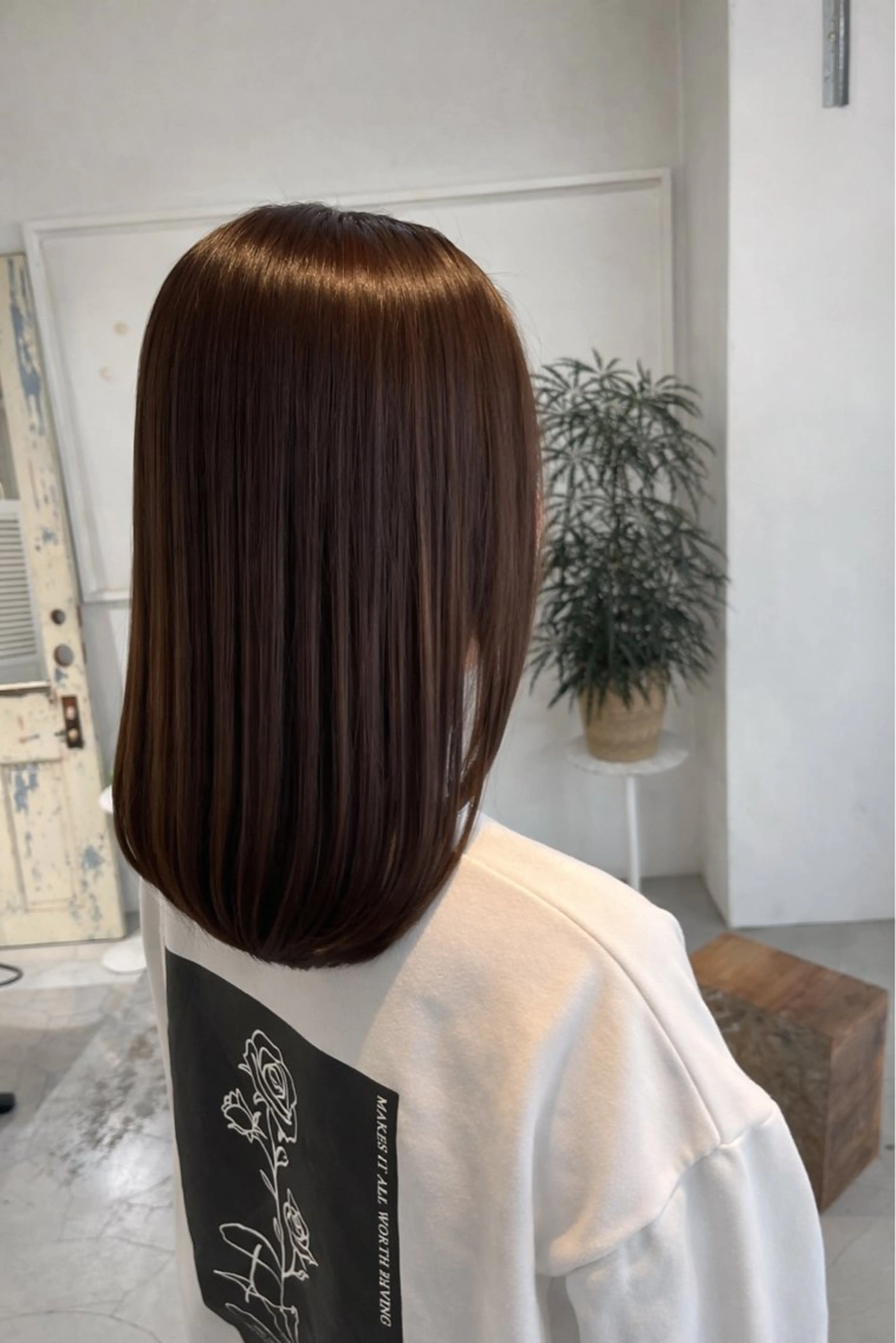 セミロング カット ヘアカラー トリートメント 松谷 圭のヘアスタイル