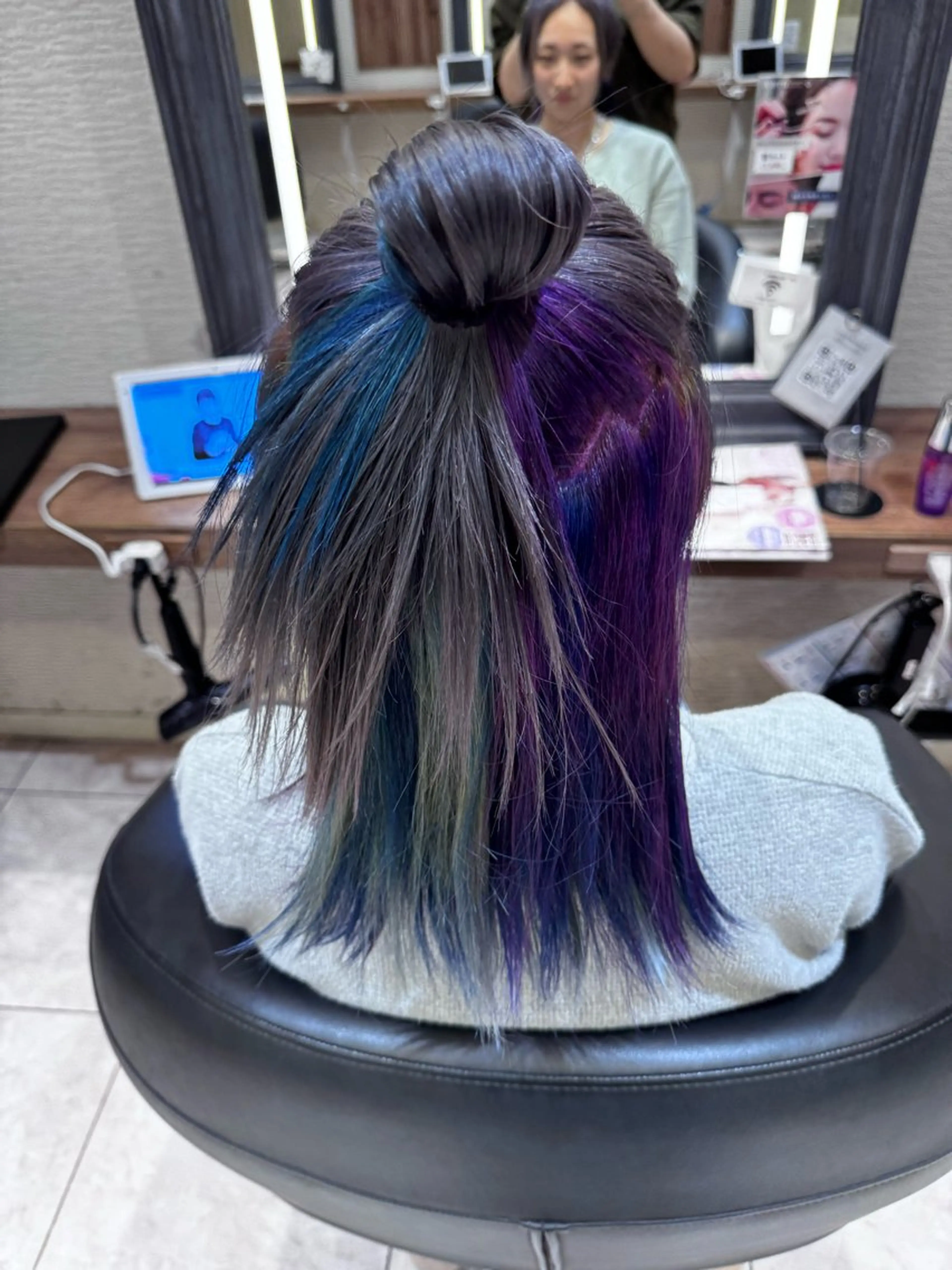 ミディアム 🐺ウルフ× ハイトーン🐺MOEのヘアスタイル