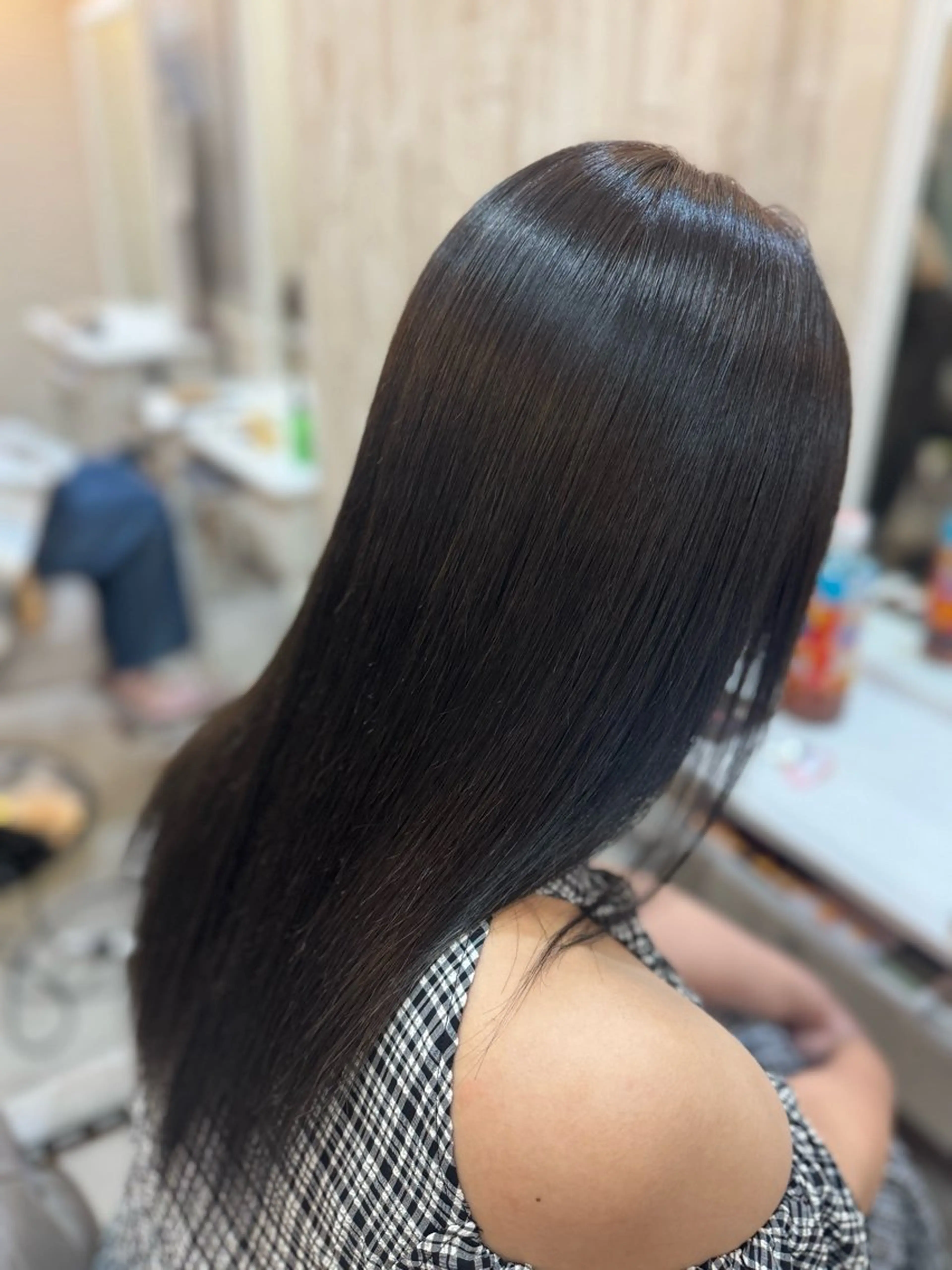 ロング カラー ヘアカラー 三瓶 龍皇のヘアスタイル