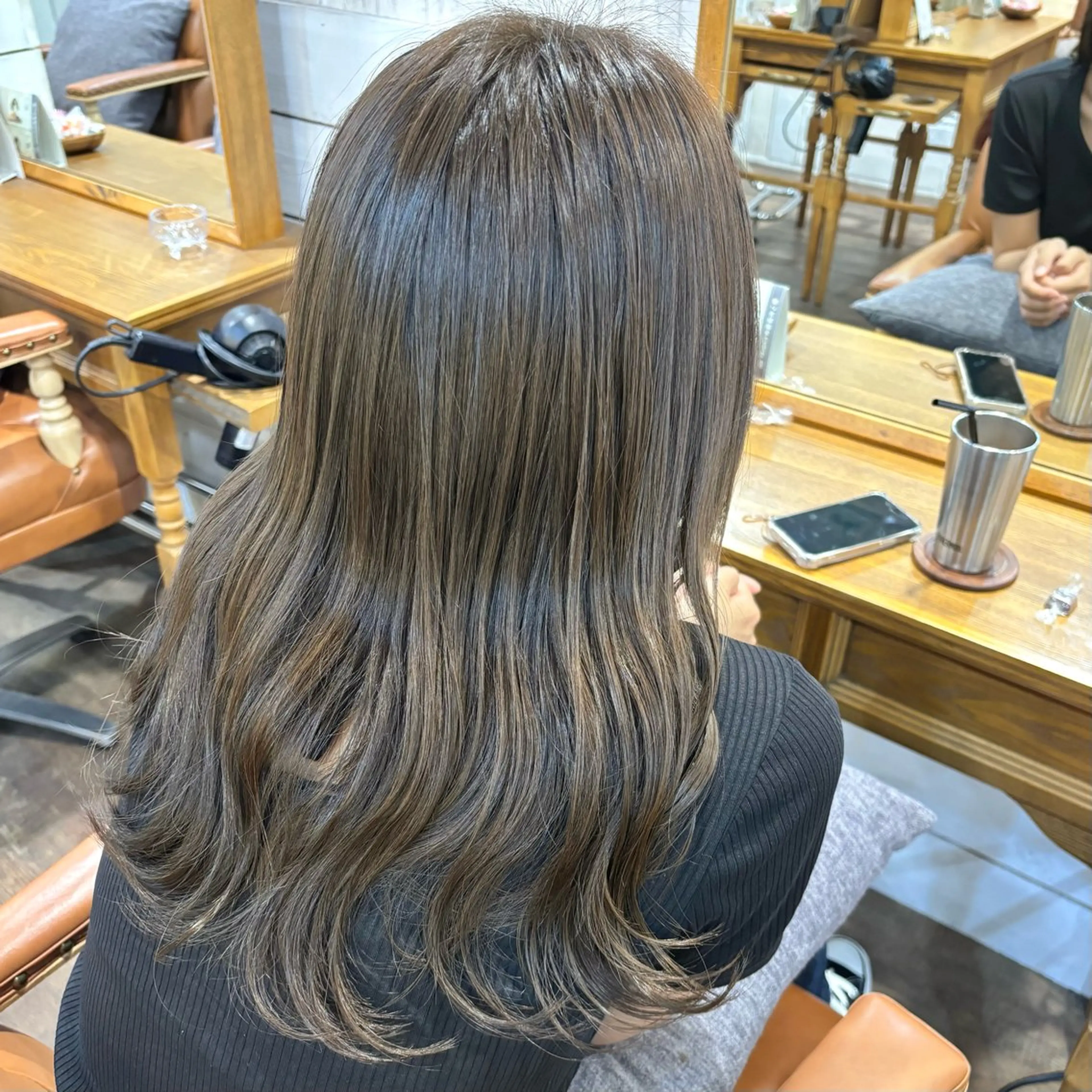 ロング 透明感/レイヤー /ayaneのヘアスタイル