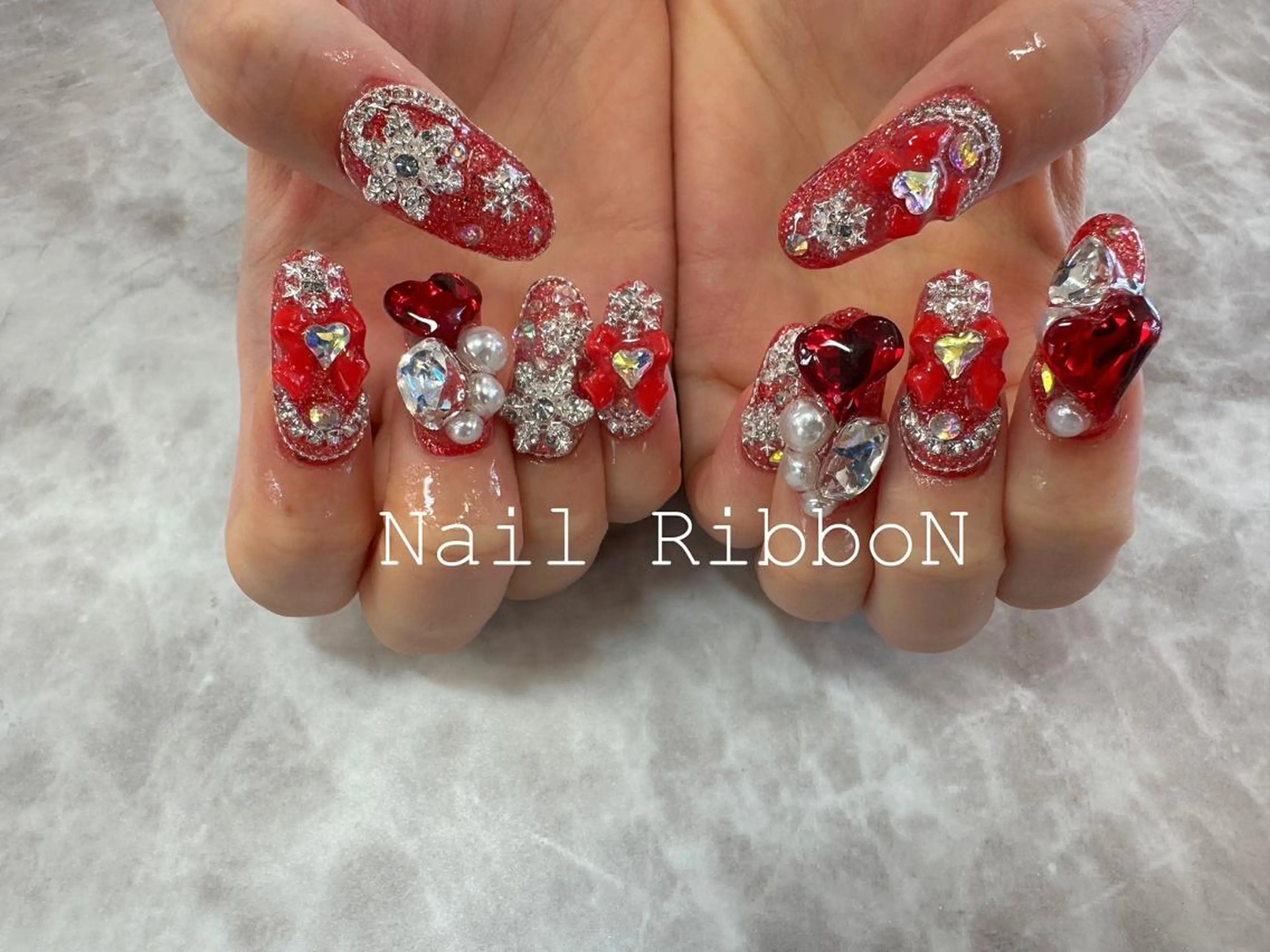 ネイル ネイルリボン 伊藤のネイルデザイン