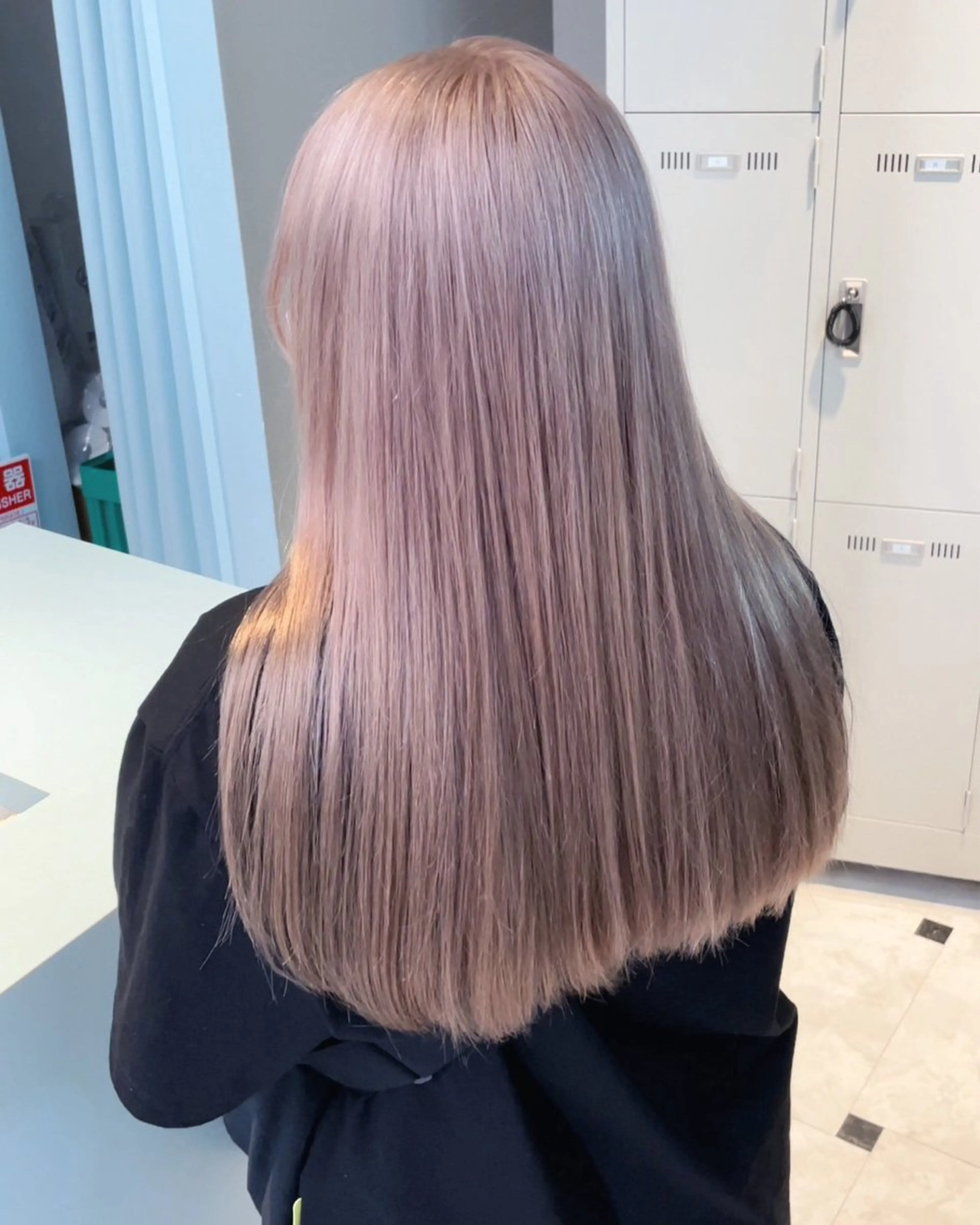 ミディアム ブリーチ✖️ 縮毛LANDのヘアスタイル