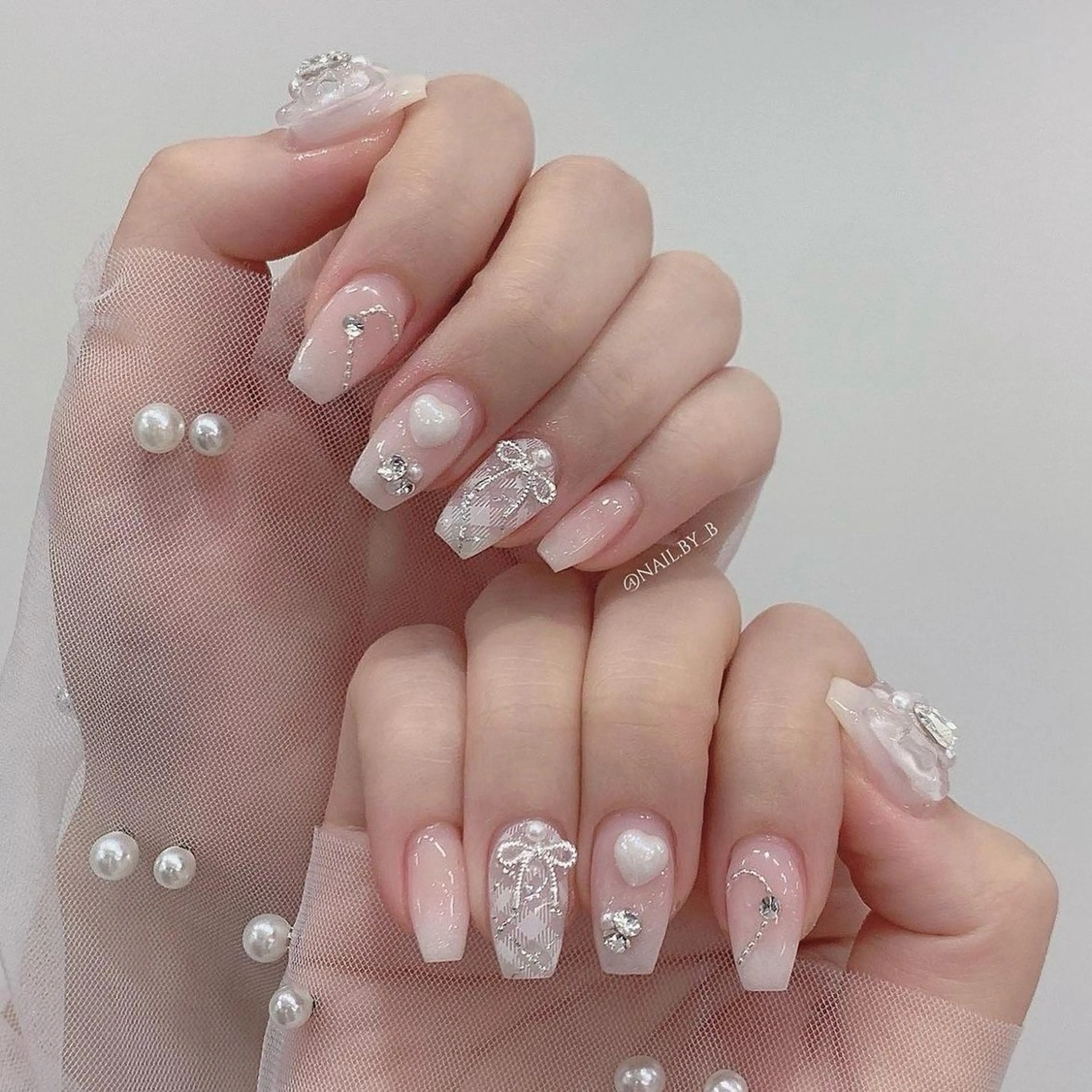 ネイル マグネットネイル ミラーネイル 冬ネイル Lee Nailsのネイルデザイン