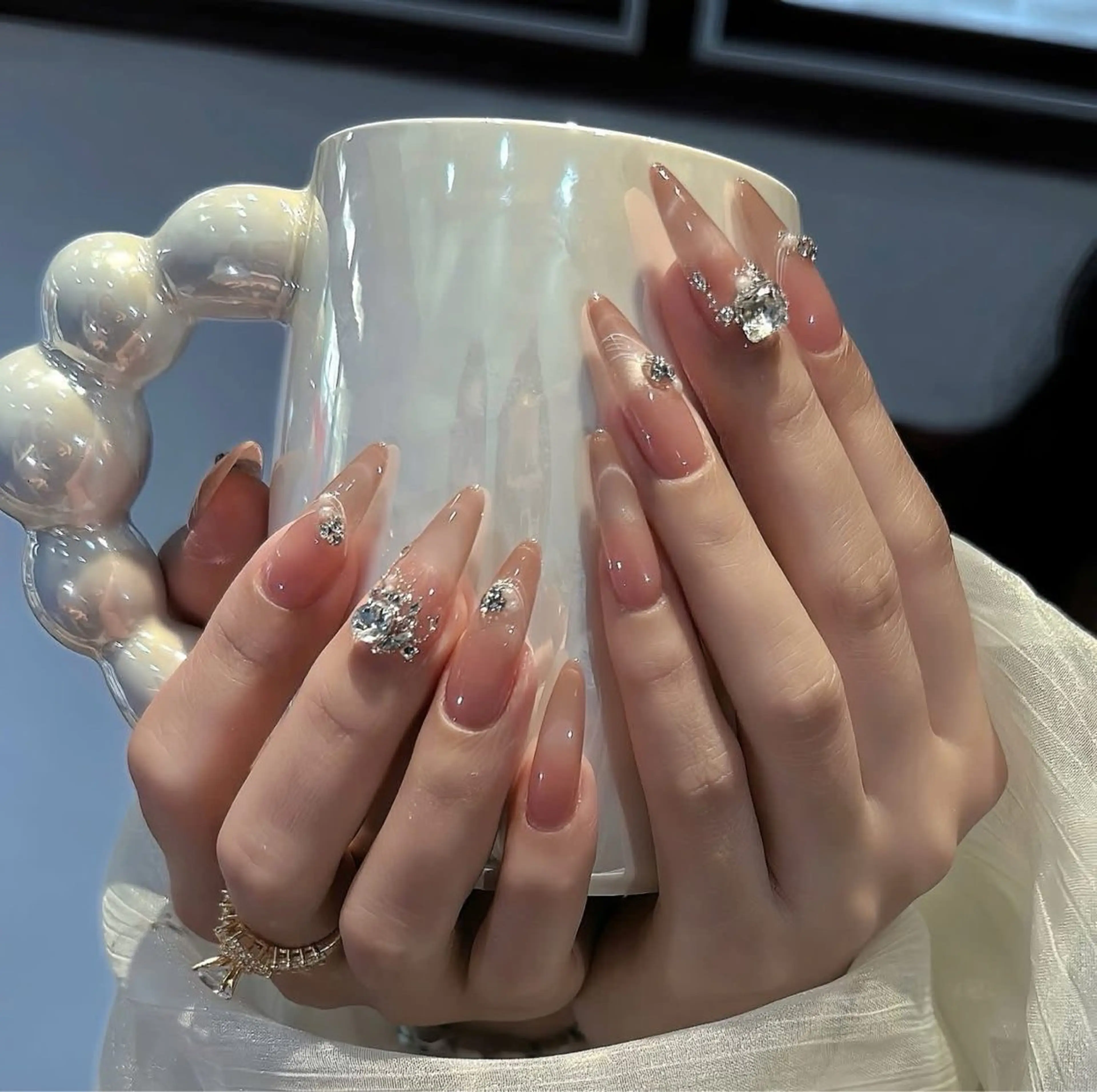 ネイル 長さ出し フレンチネイル グラデーション 卒業式 マグネットネイル ハンドネイル MIHANA ZENのネイルデザイン