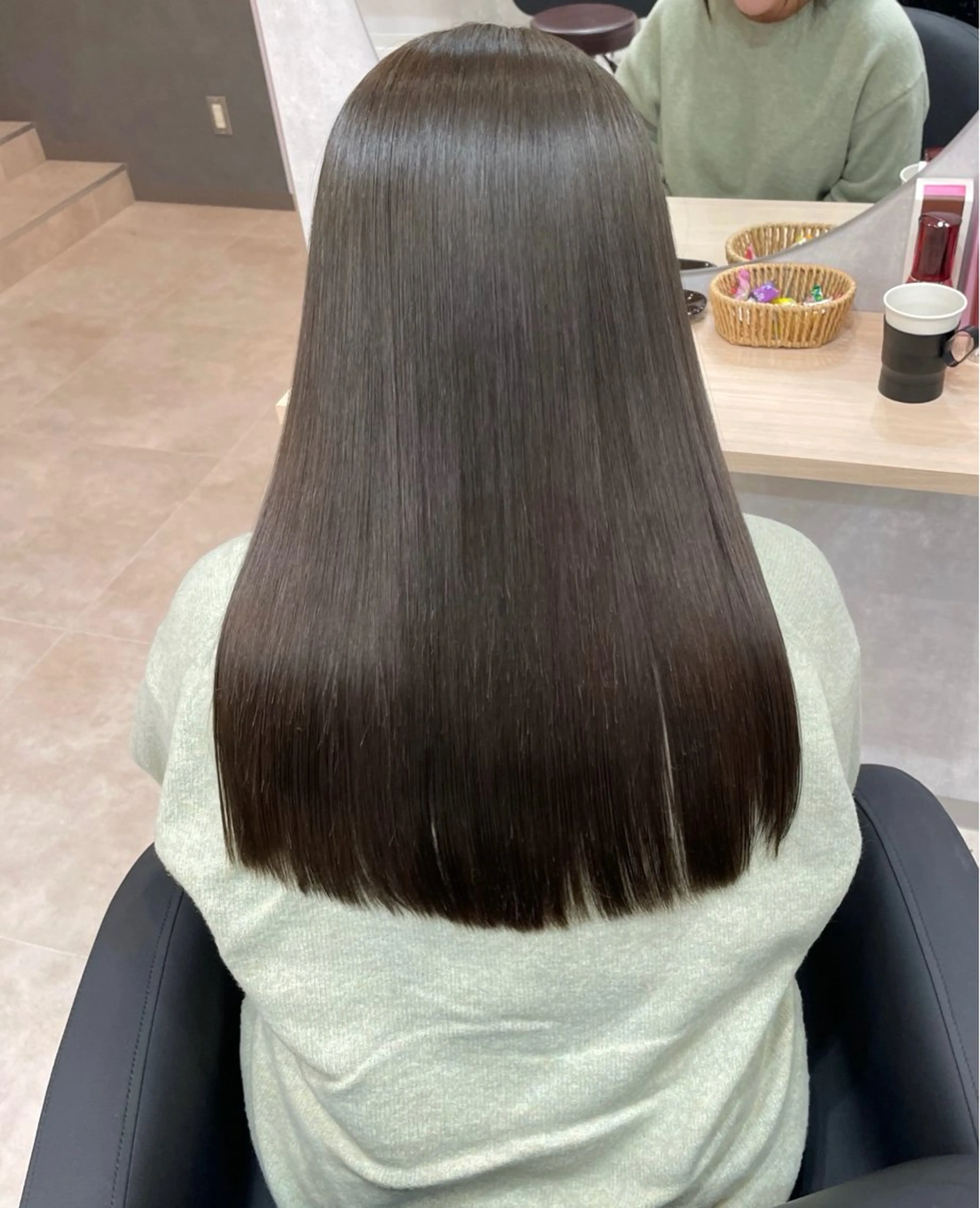 カラー アディクシーカラー ブラウンカラー オリーブブラウン オリーブカラー cyaco g所属・大原 望愛のヘアスタイル