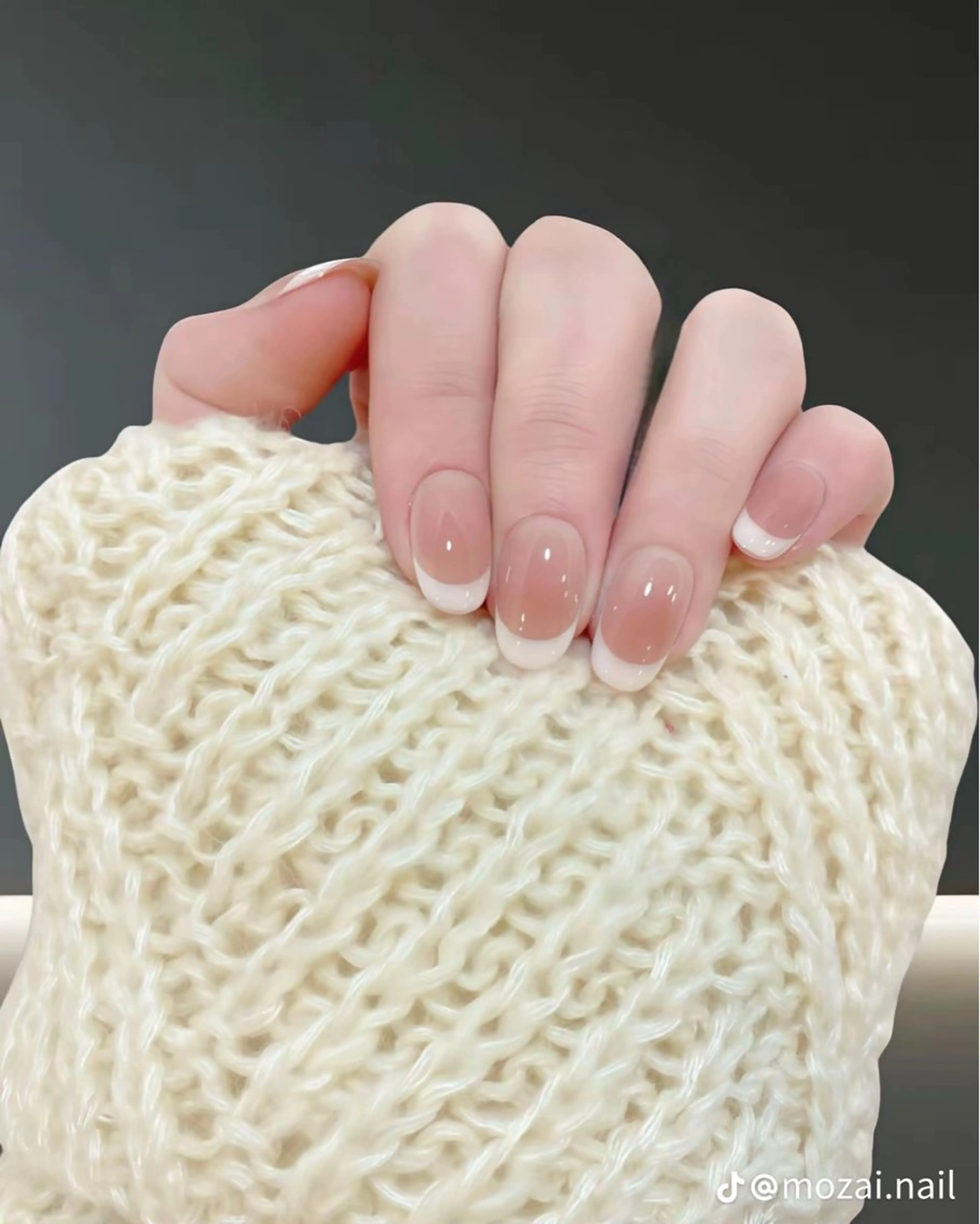 ネイル モナ& あきのネイルデザイン