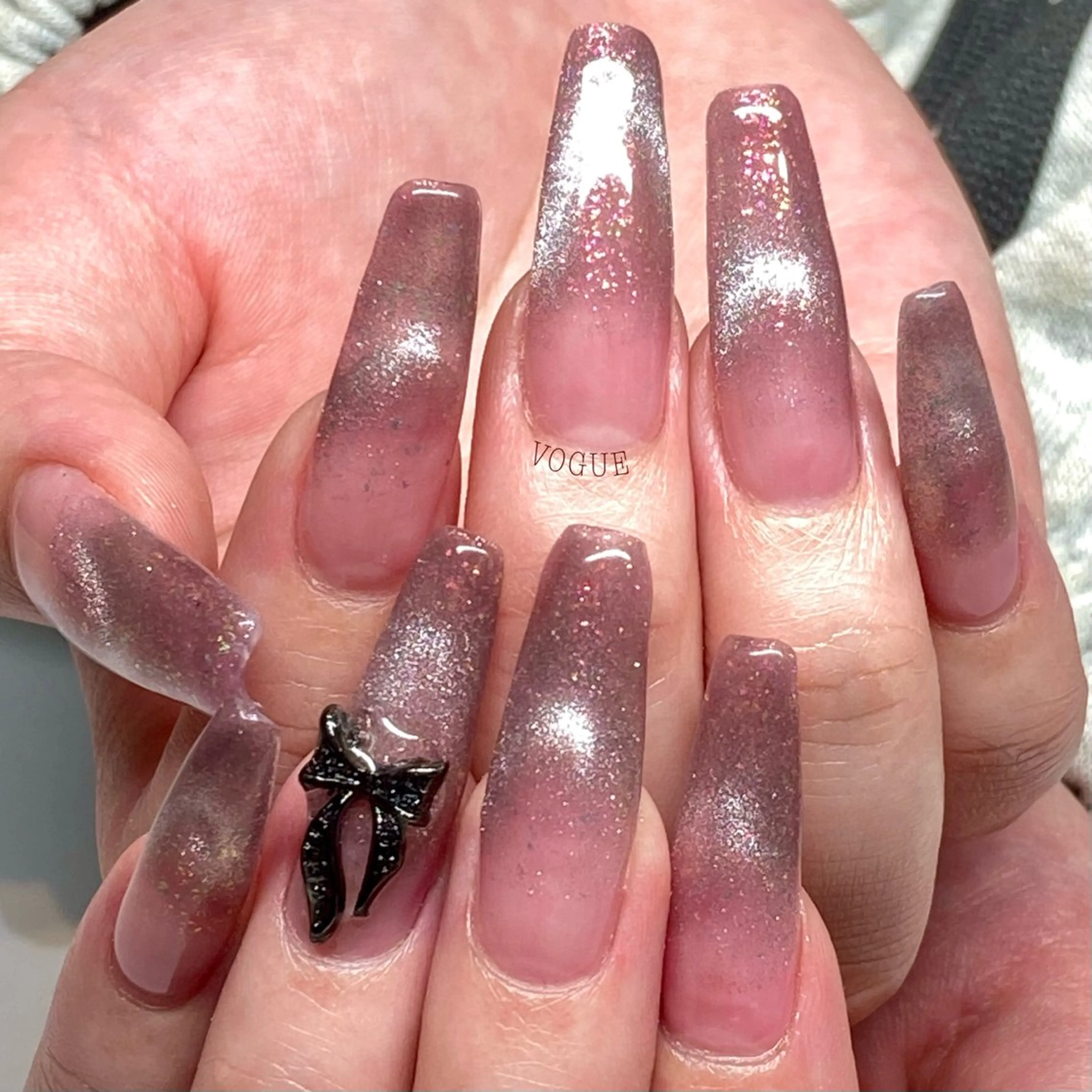 ネイル ハンドネイル VOGUE ×SWANのネイルデザイン